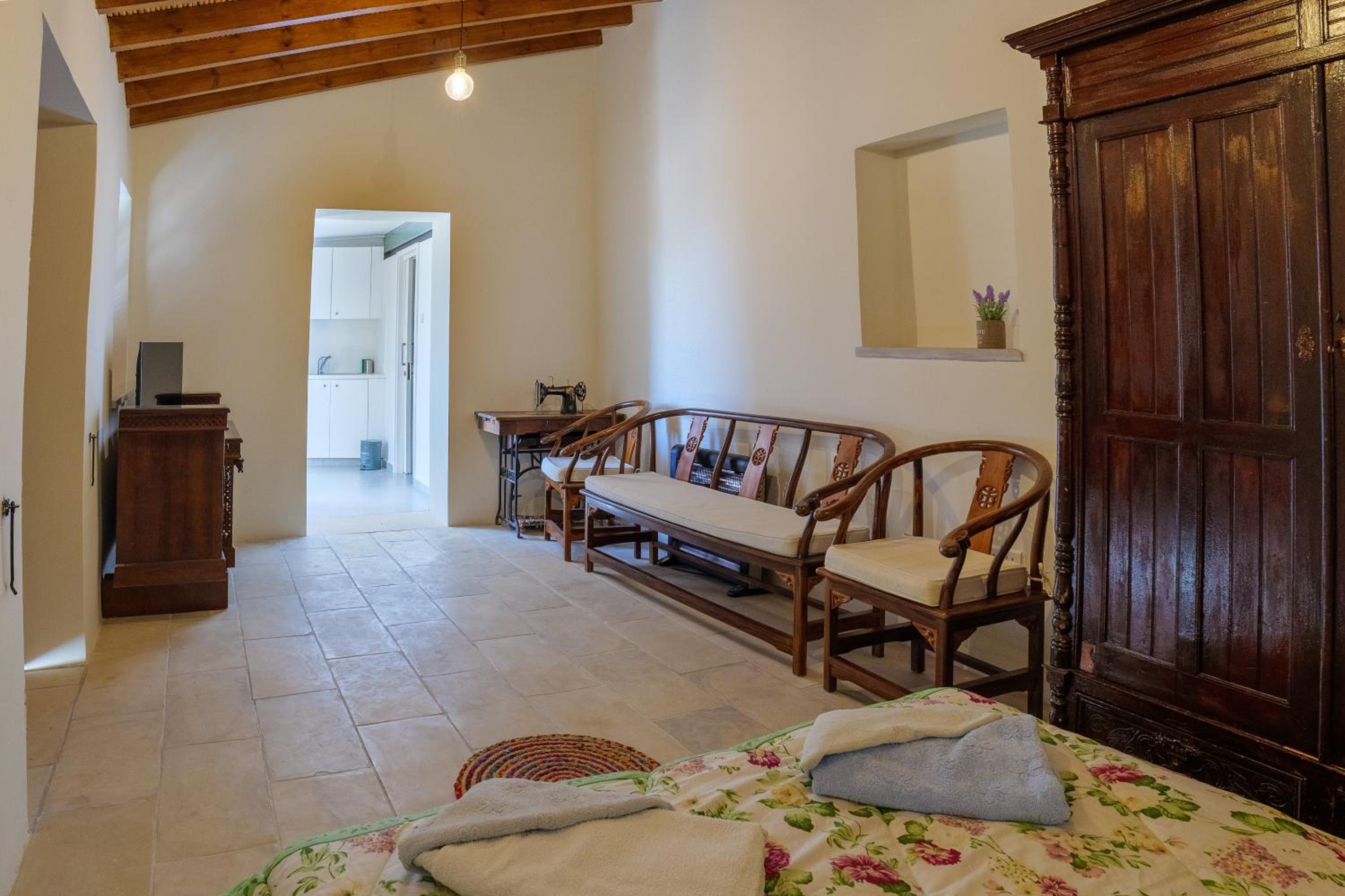 Stonehouse with private swimming pool