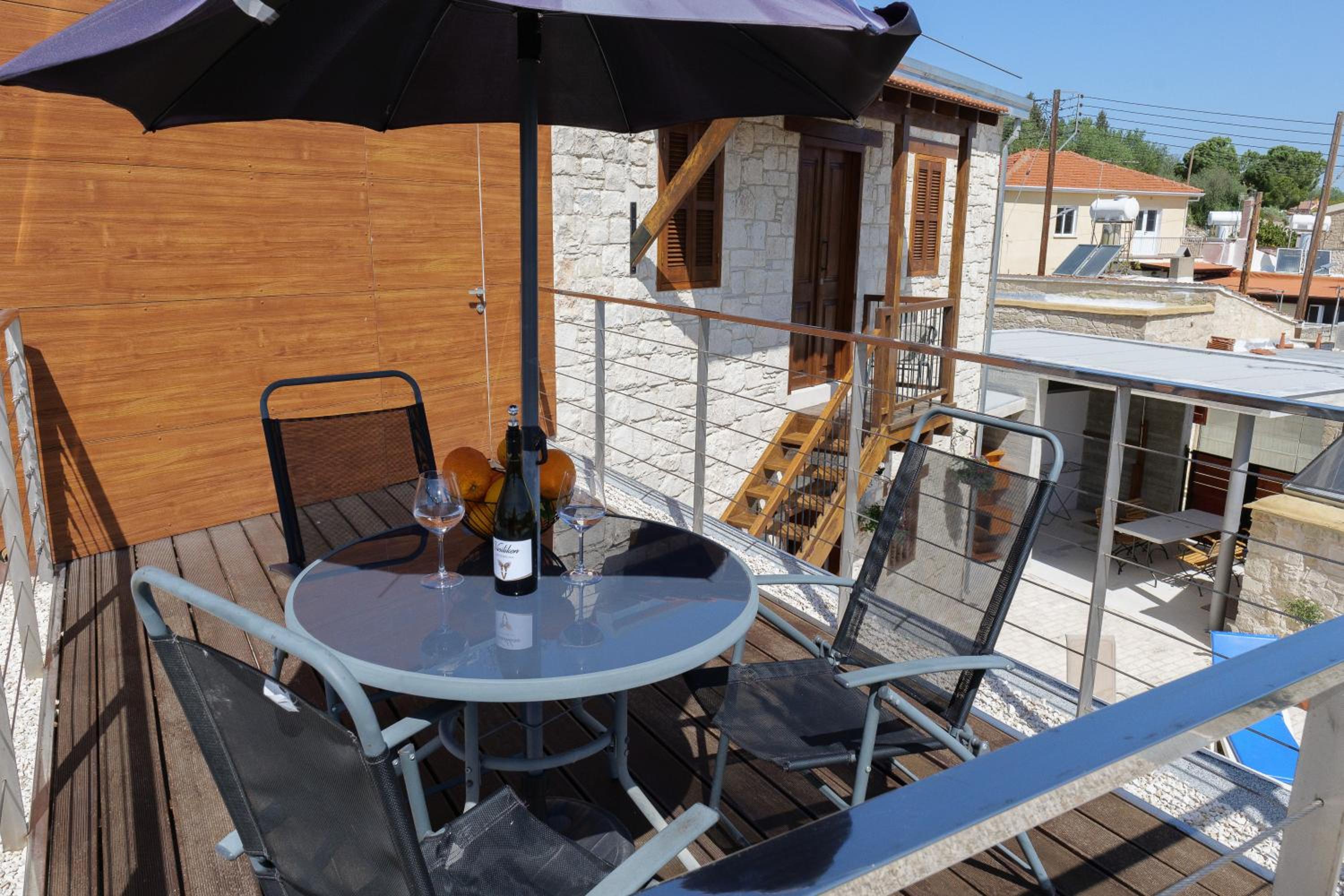 Stonehouse with private swimming pool