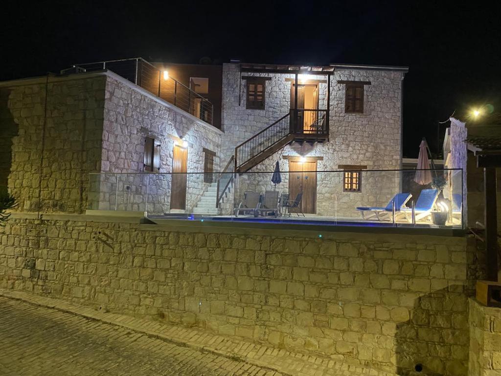 Stonehouse with private swimming pool