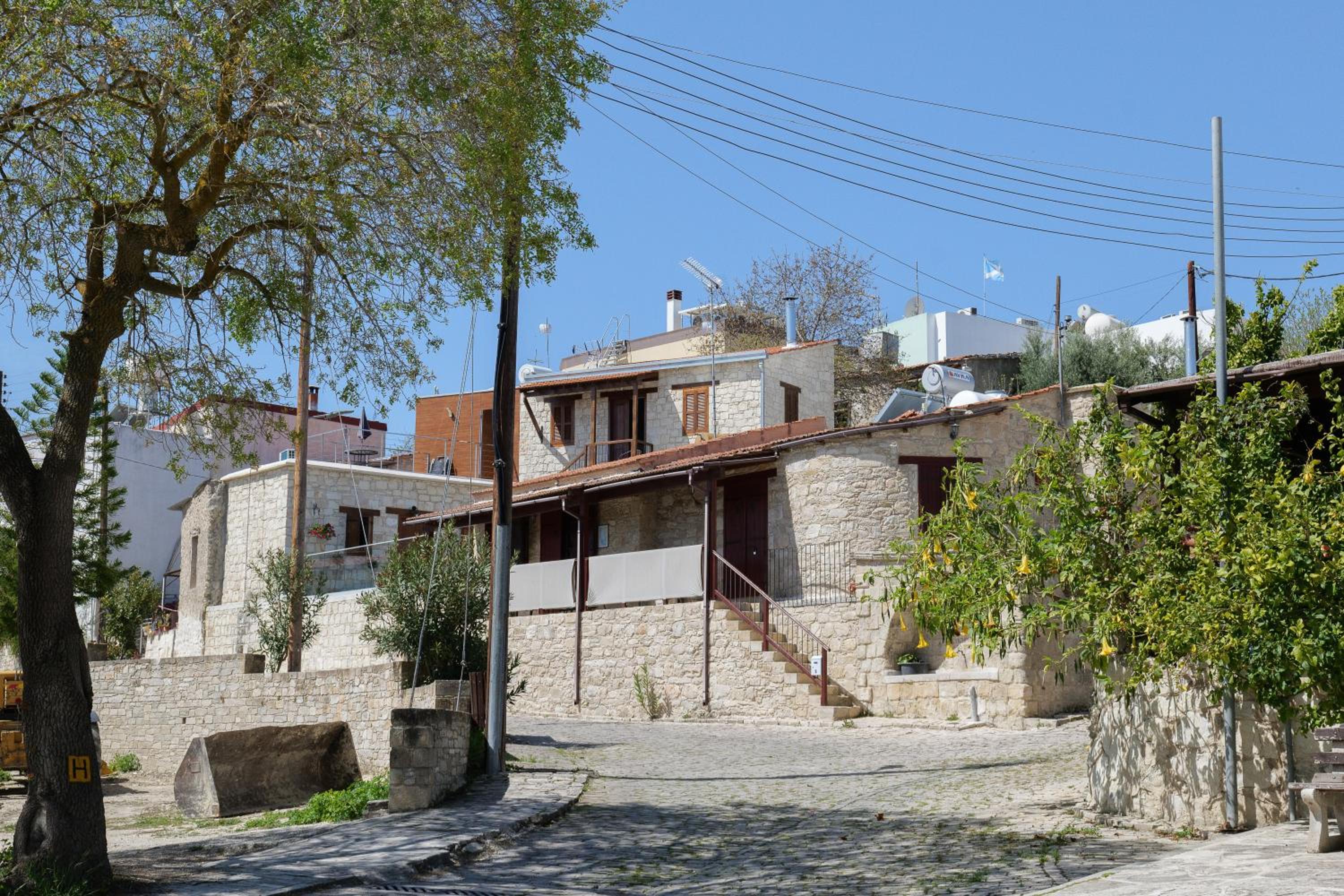 Stonehouse with private swimming pool