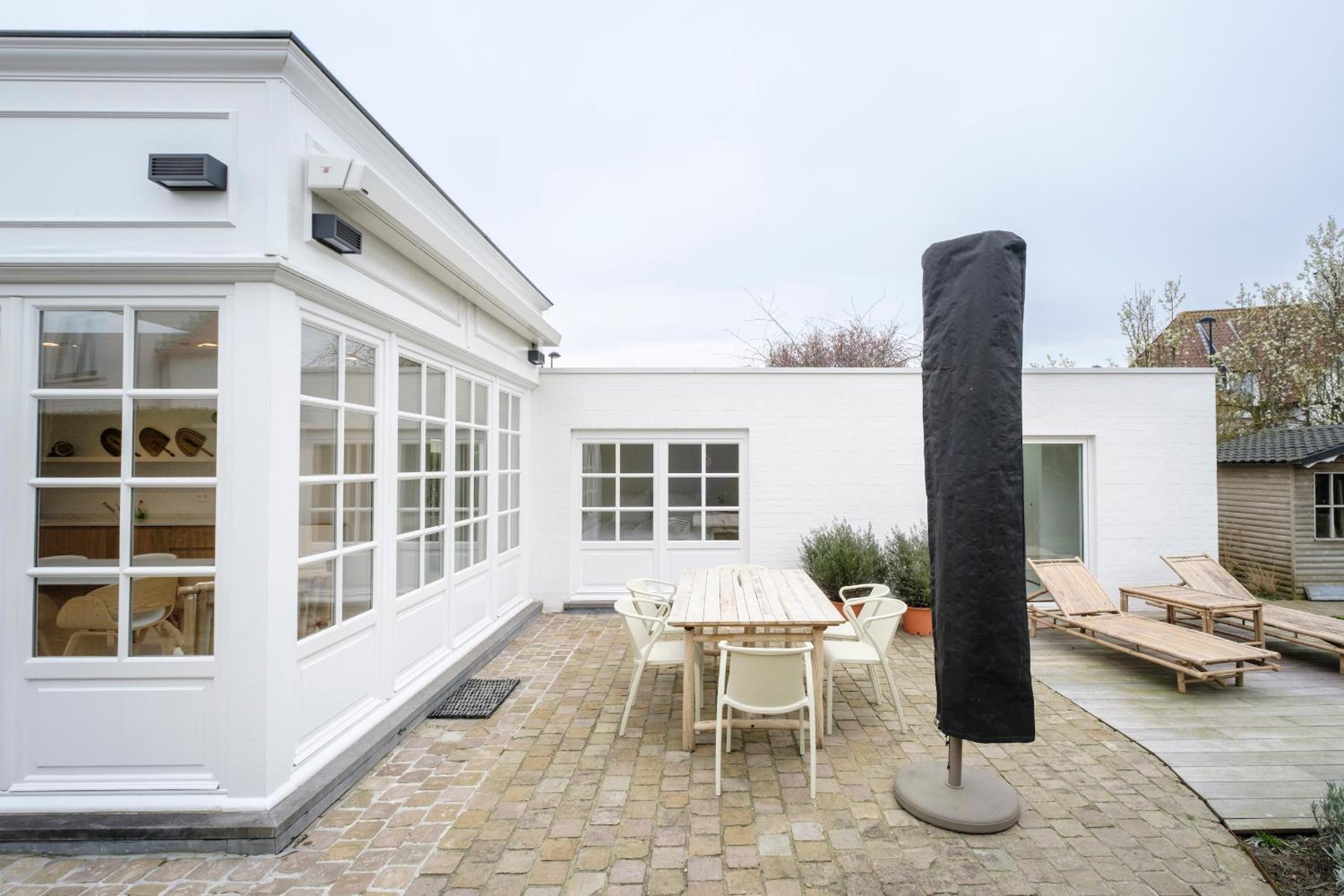 Beautiful 3 bedrooms villa near Zwin with a garden