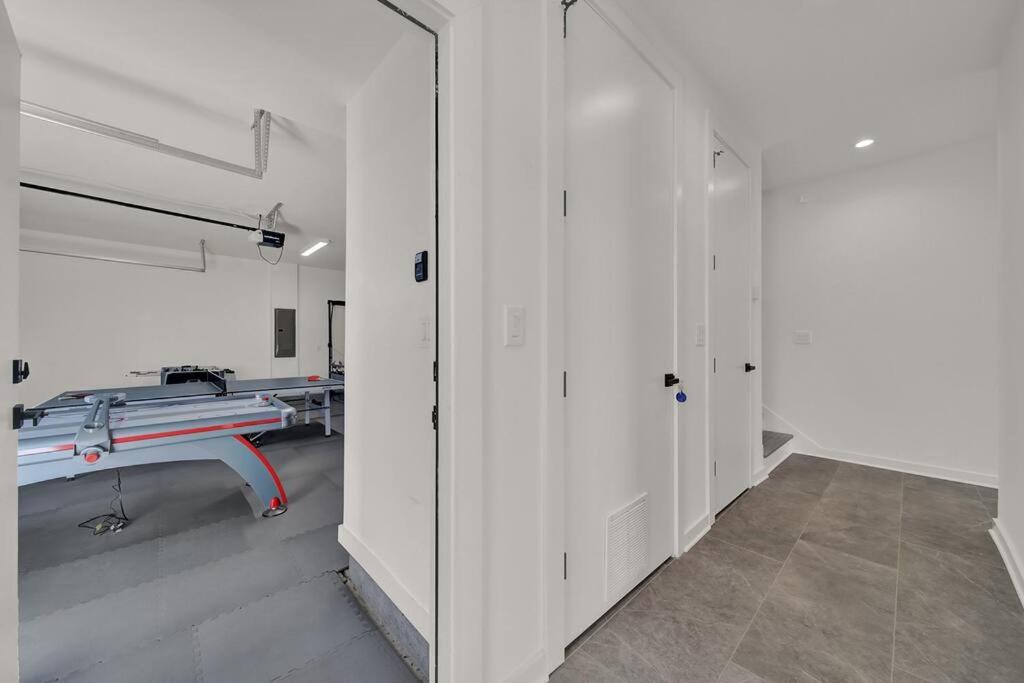 Amazing Location! Rooftop Patio, Pool & Game room! view 3