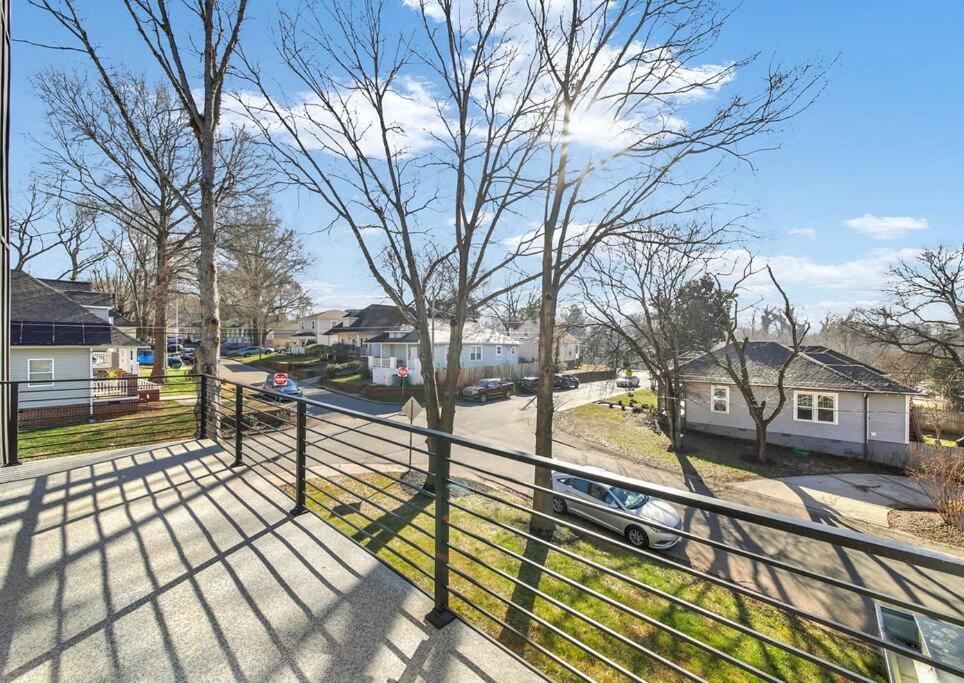 Amazing Location! Rooftop Patio, Pool & Game room! view 5