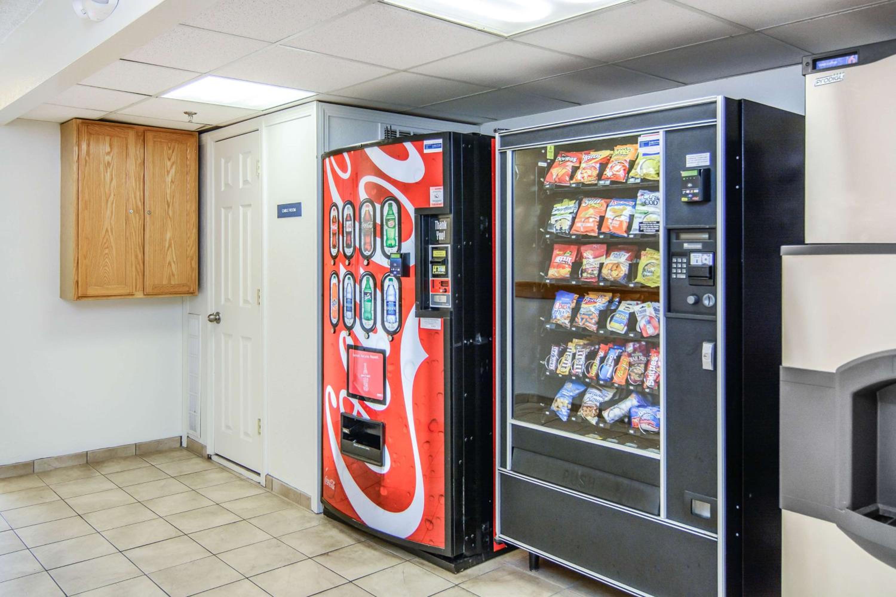 Motel 6-Framingham, MA - Boston West - Property Image 9