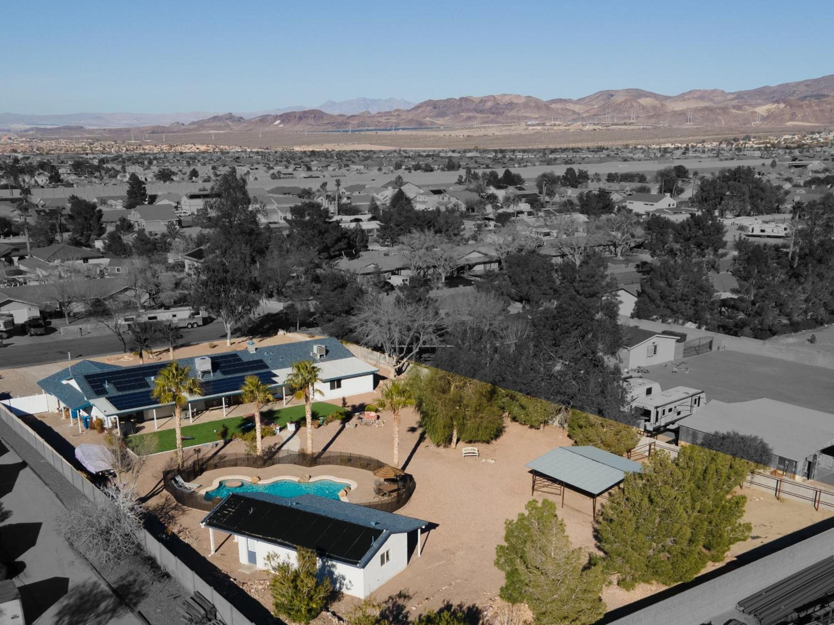 Spacious Desert Getaway!, photo 48