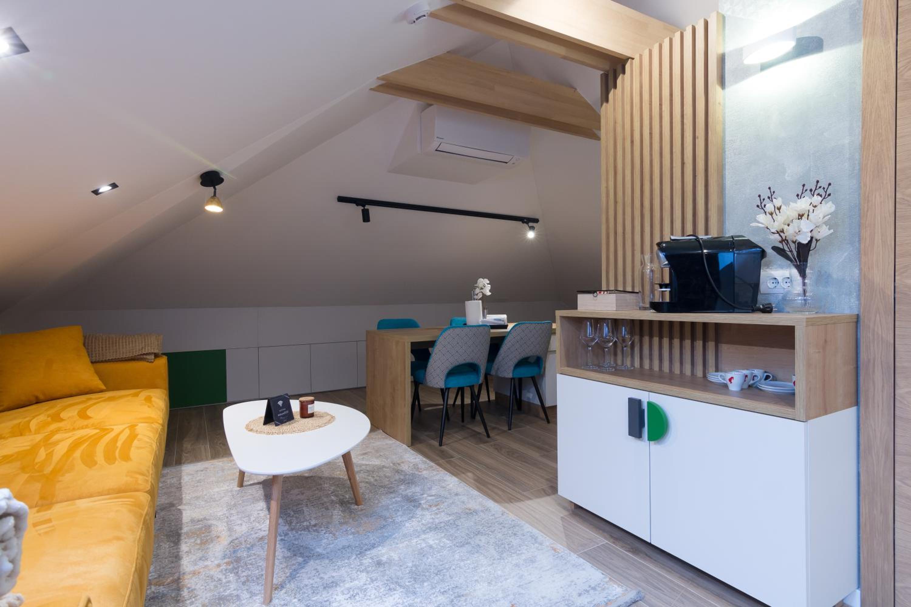 Mayisa Apartments