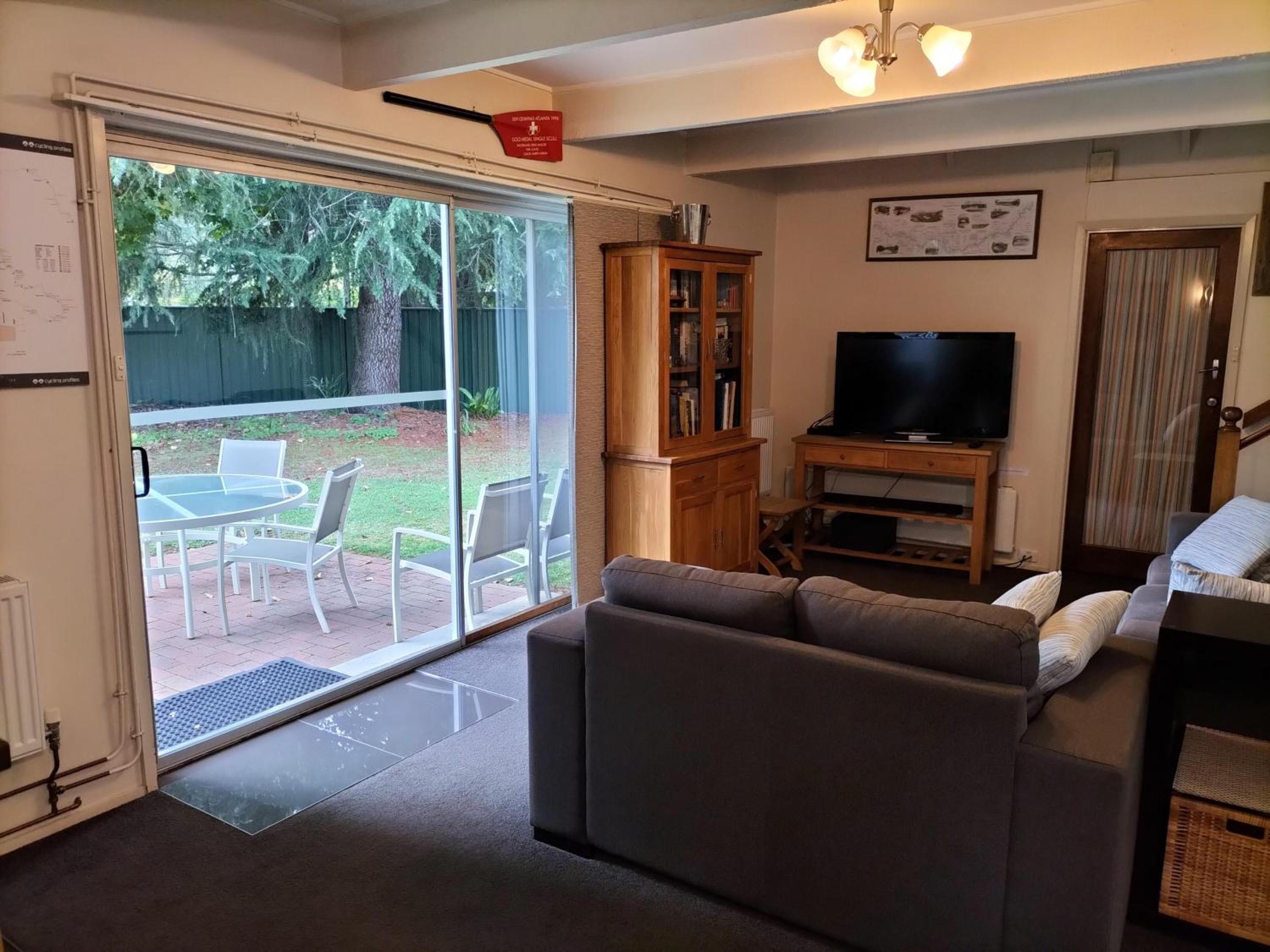 Ageri Holiday House