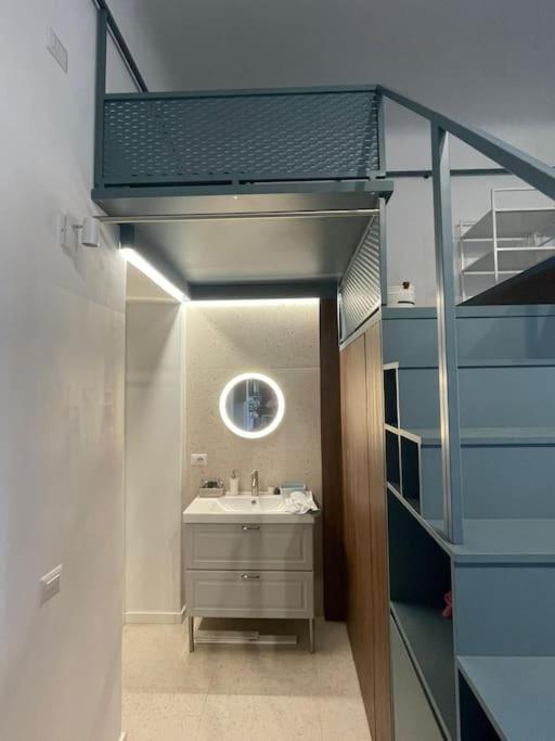 Lovely studio flat in Bocconi