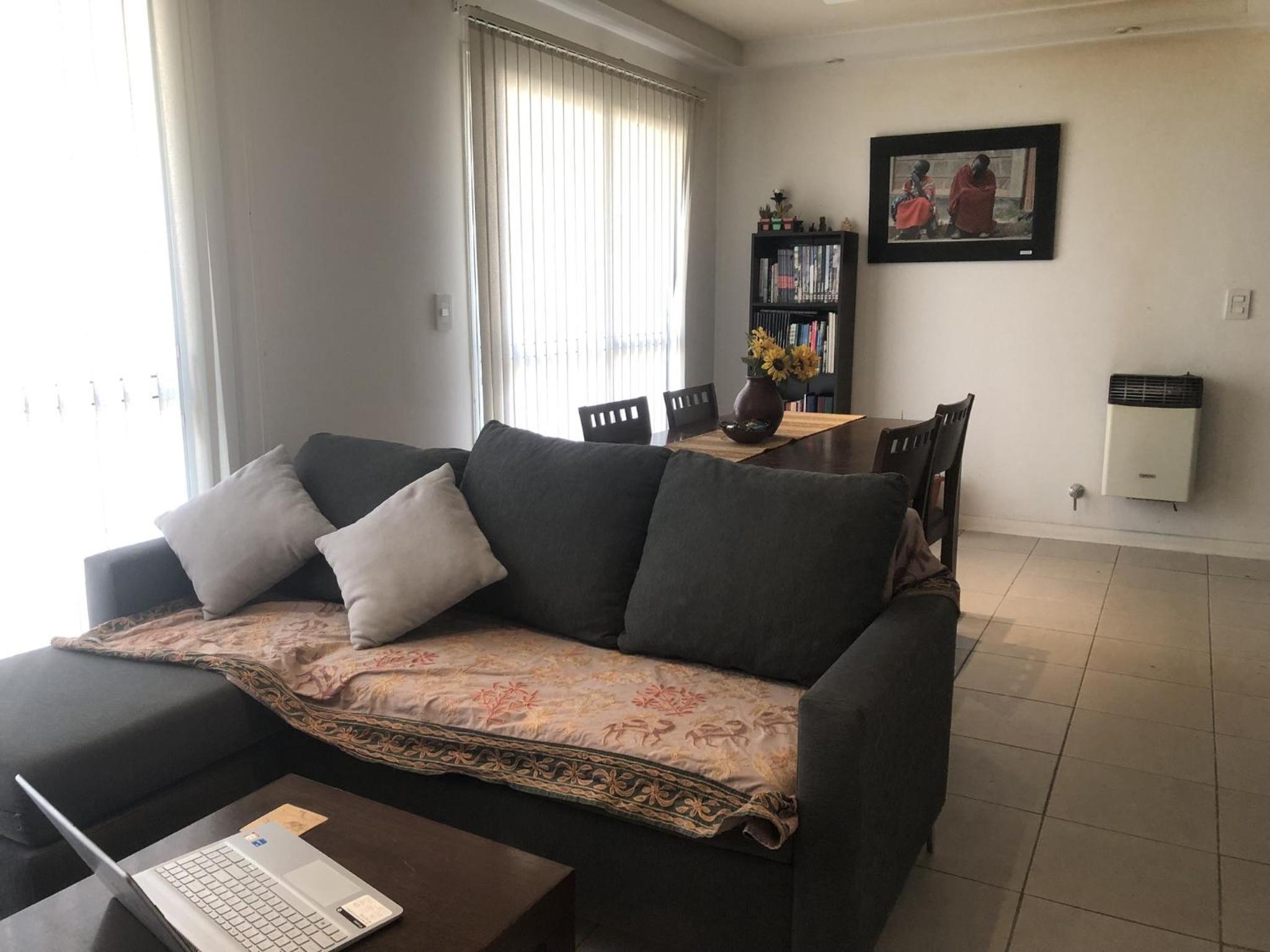 Cómodo y moderno departamento