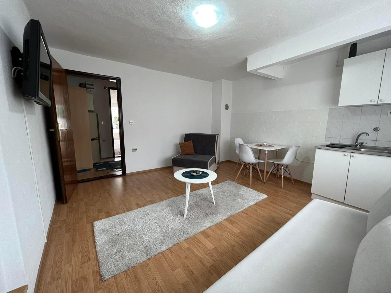 Sunlight Apartments
