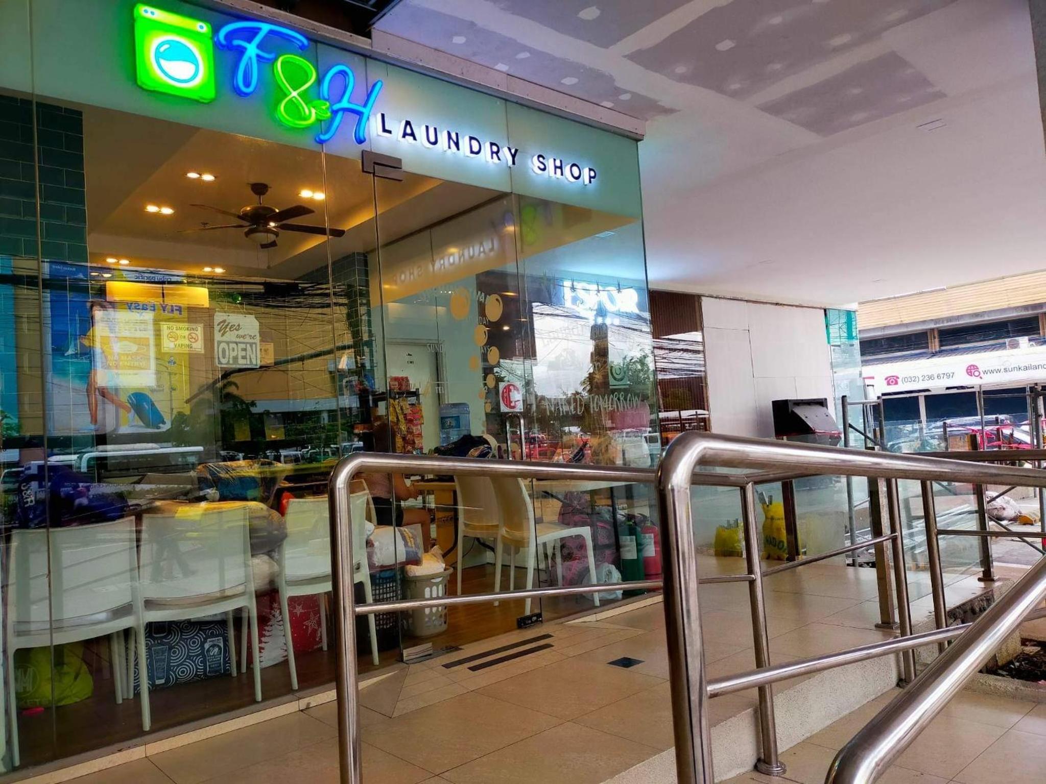 Across Sm City Cebu Sunvida Tower Studio Unit
