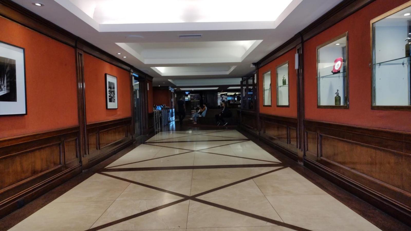 Depto. Corrientes 820, a metros del Obelisco
