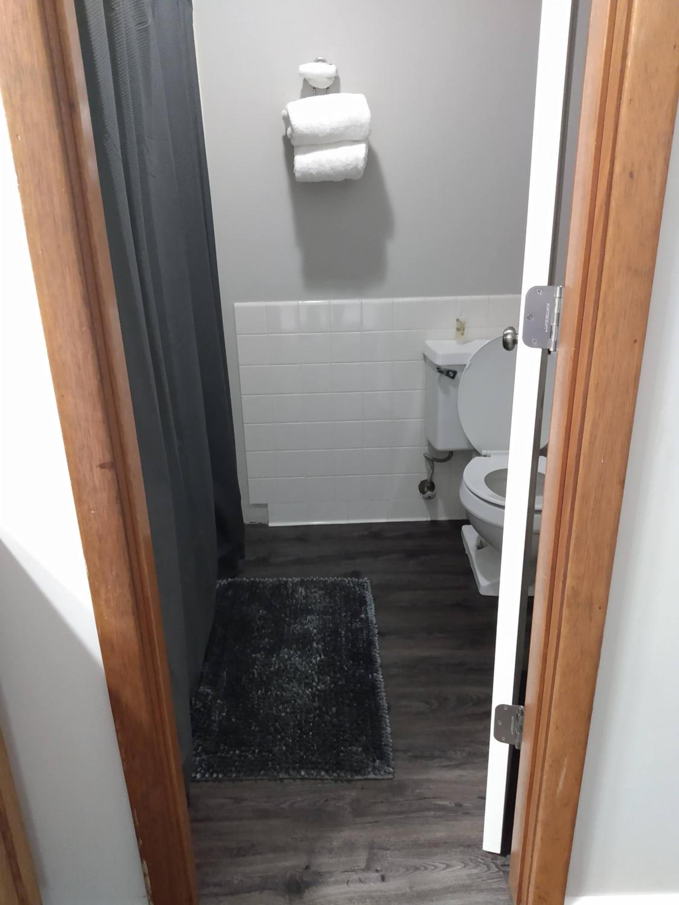 Country Inn of Shelby - Property Image 12