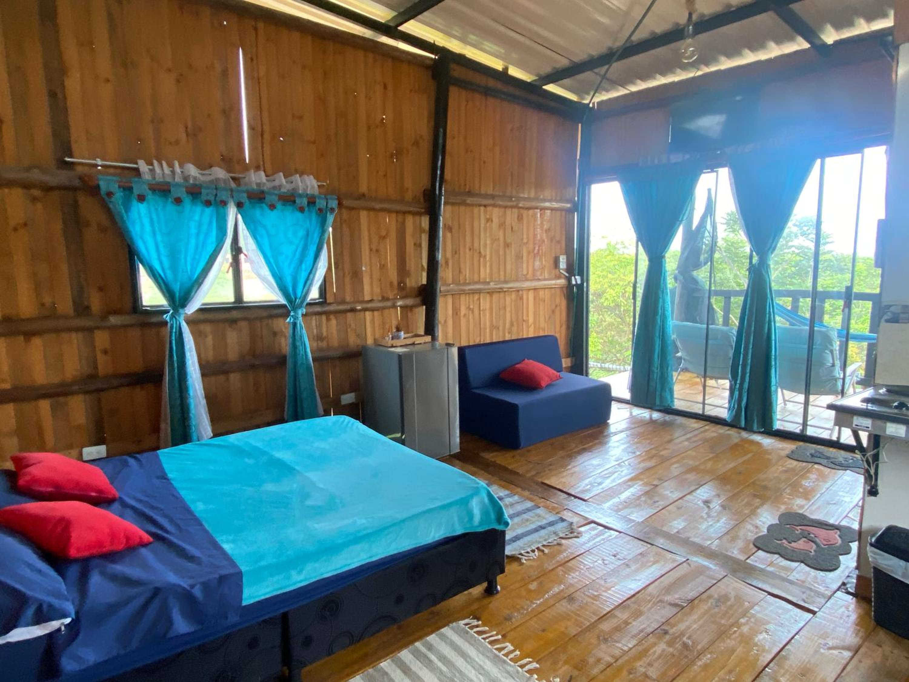 GLAMPING Y CABAÑAS EL MANÁ