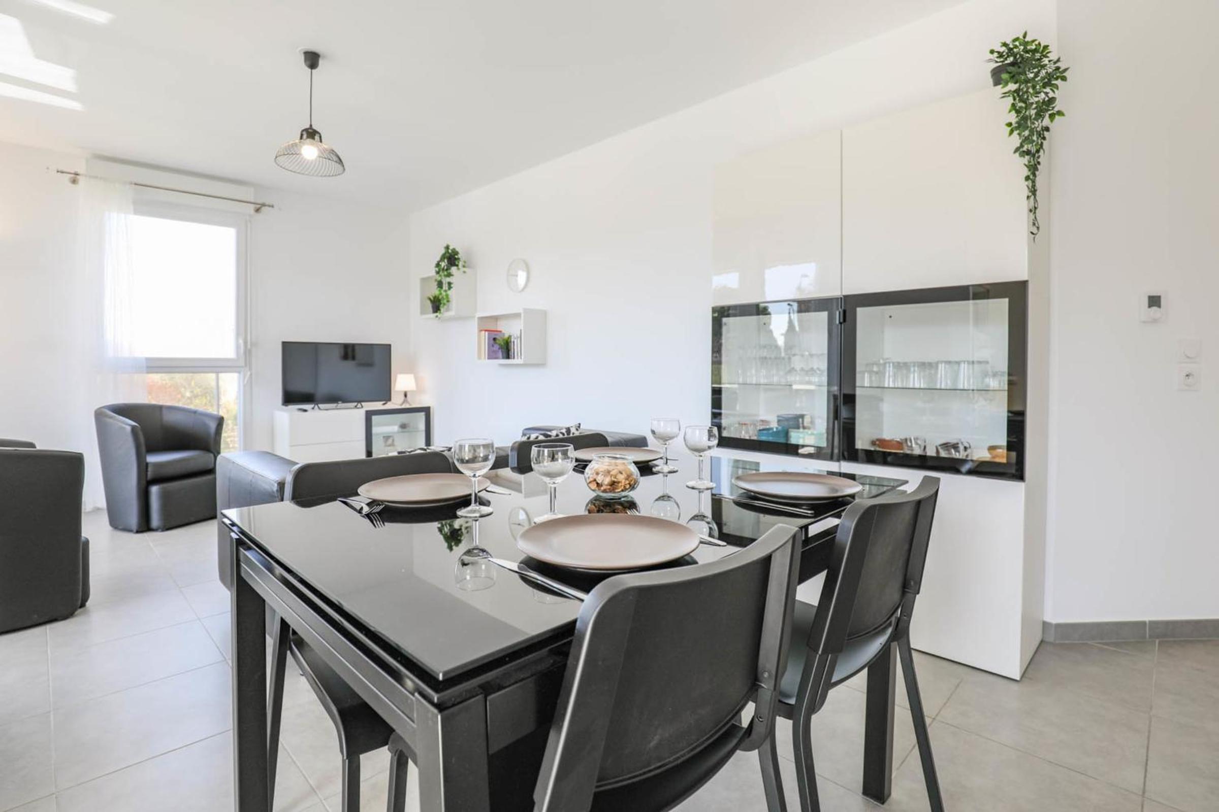Le Michelet - Appart 2 ch avec terrasse et parking