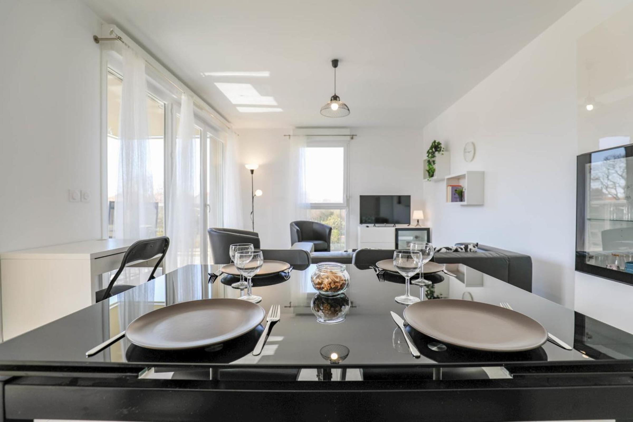Le Michelet - Appart 2 ch avec terrasse et parking