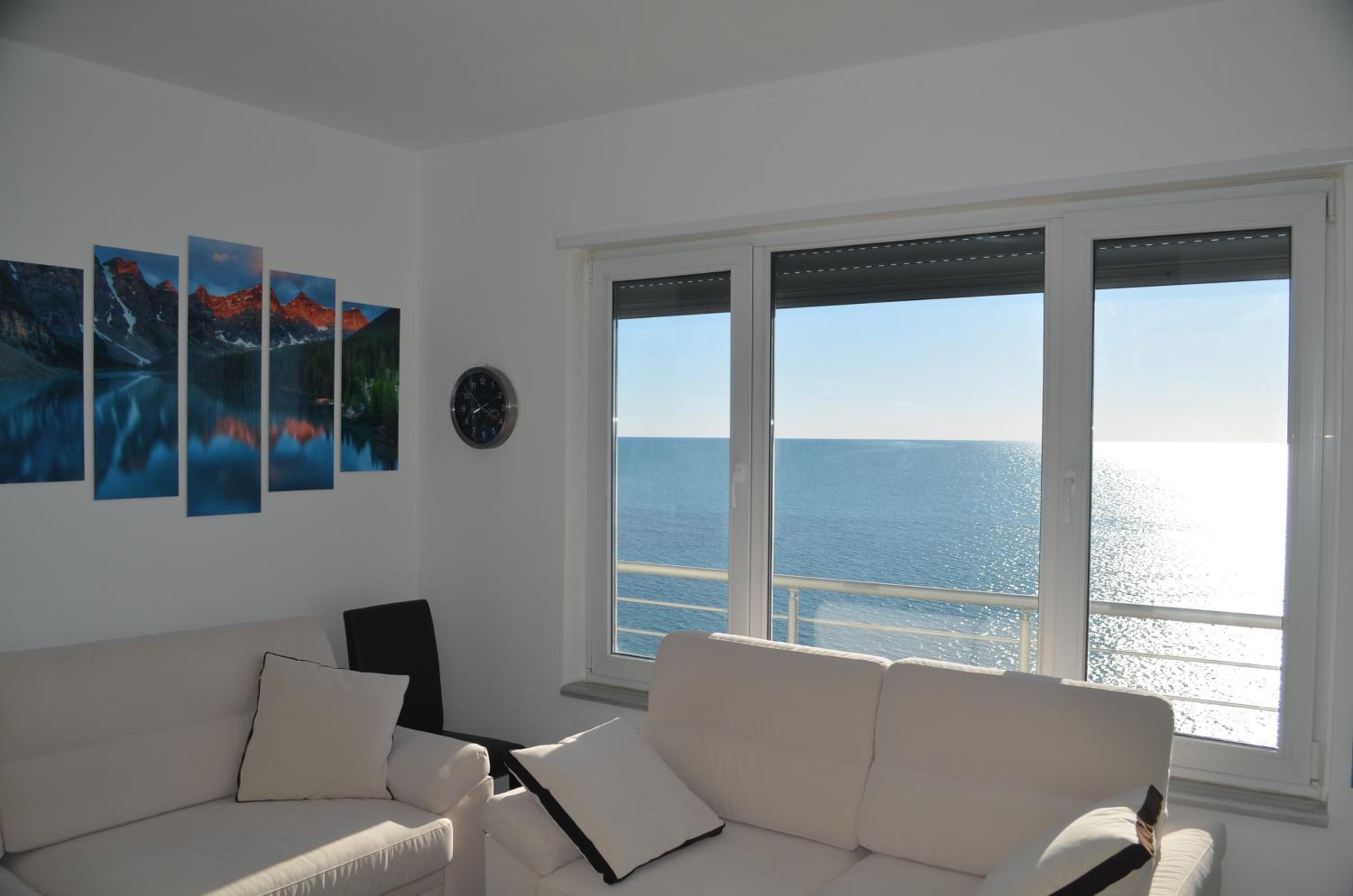 Home Sweet Home by the Sea - 060