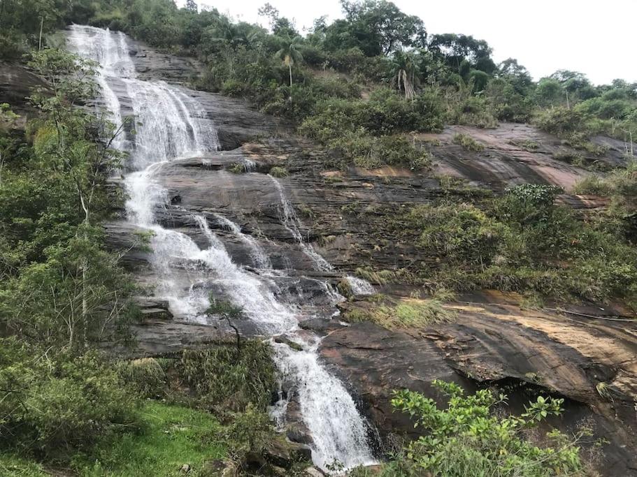 Refúgio, Aconchego, Aonde nasce o sol e Cachoeira!