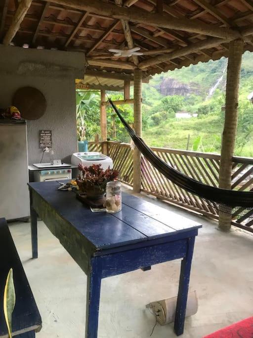 Refúgio, Aconchego, Aonde nasce o sol e Cachoeira!