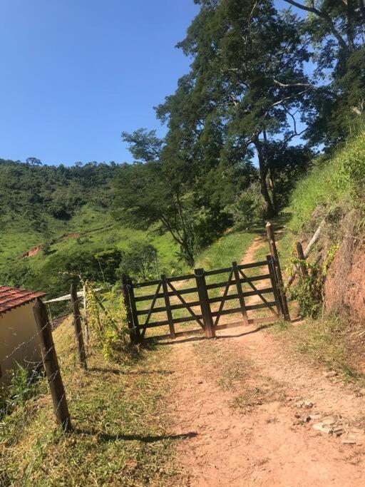 Refúgio, Aconchego, Aonde nasce o sol e Cachoeira!