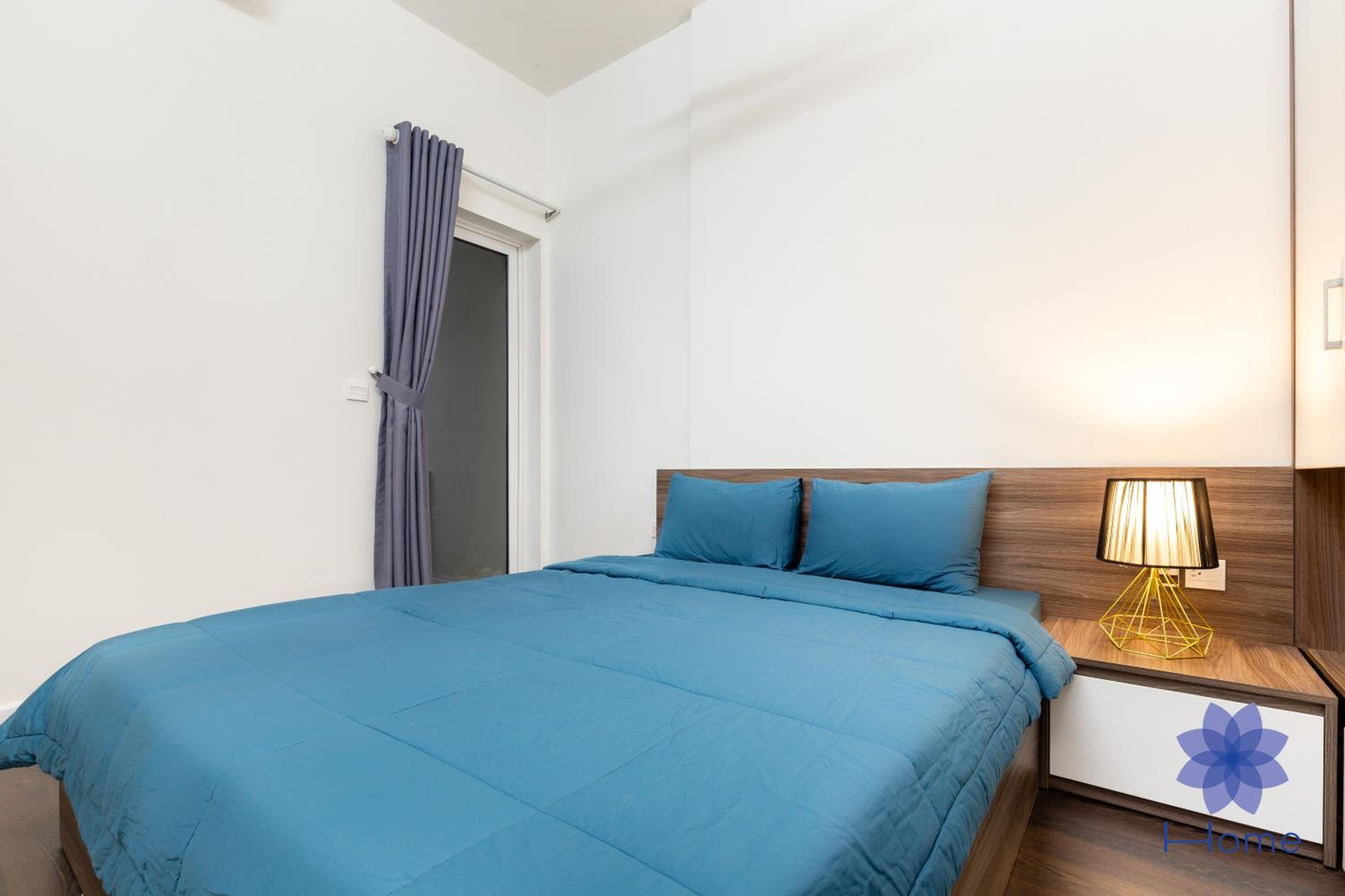 iHome Furnished Apartments with Free Gym & Pool, Airport Pick-Up Service