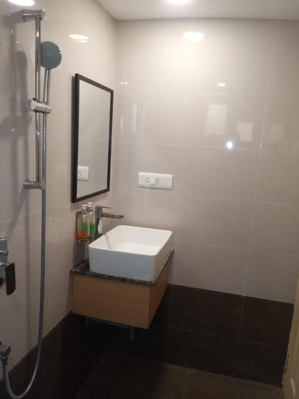 2bhk Service Apartment