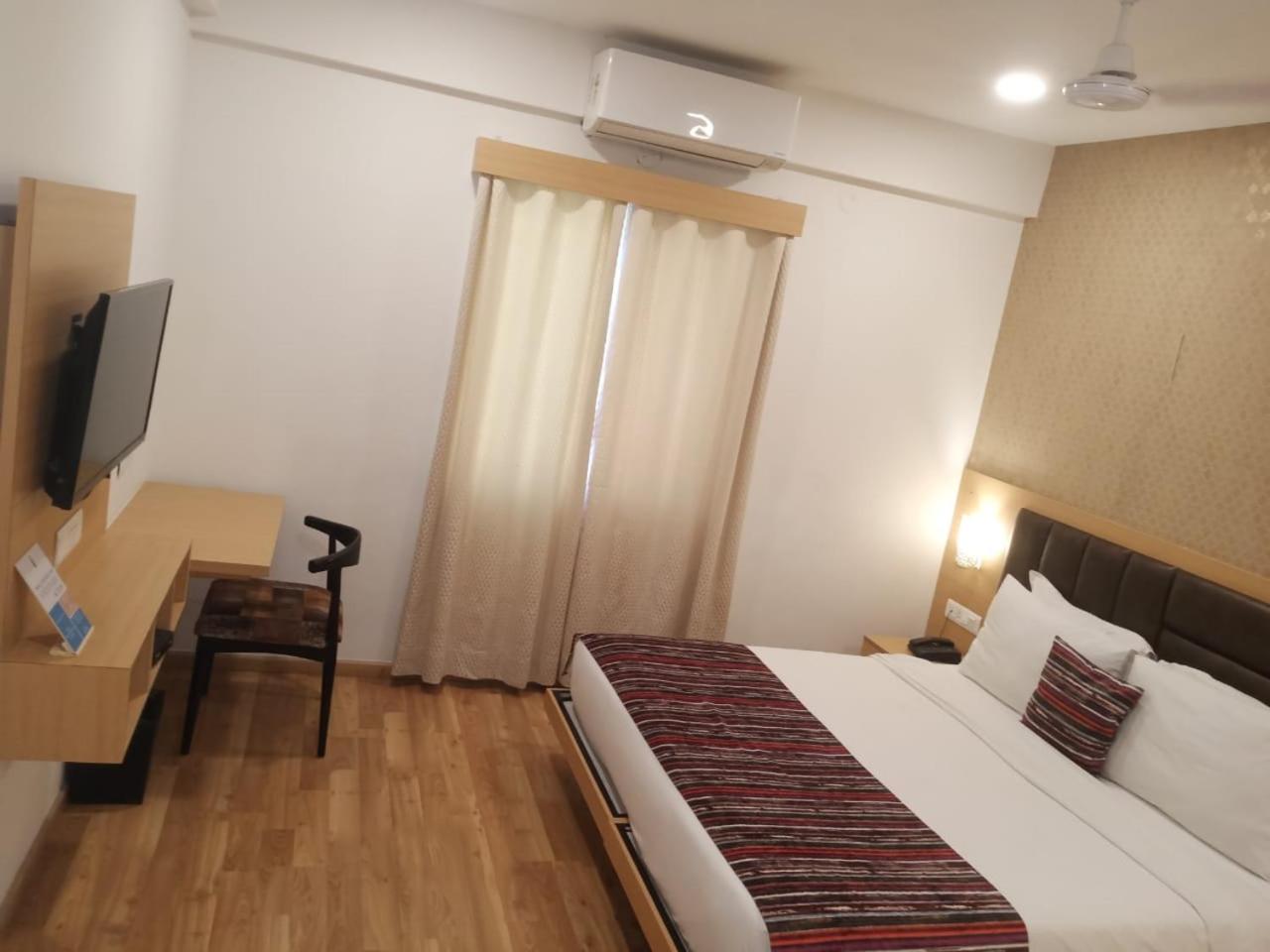 2bhk Service Apartment