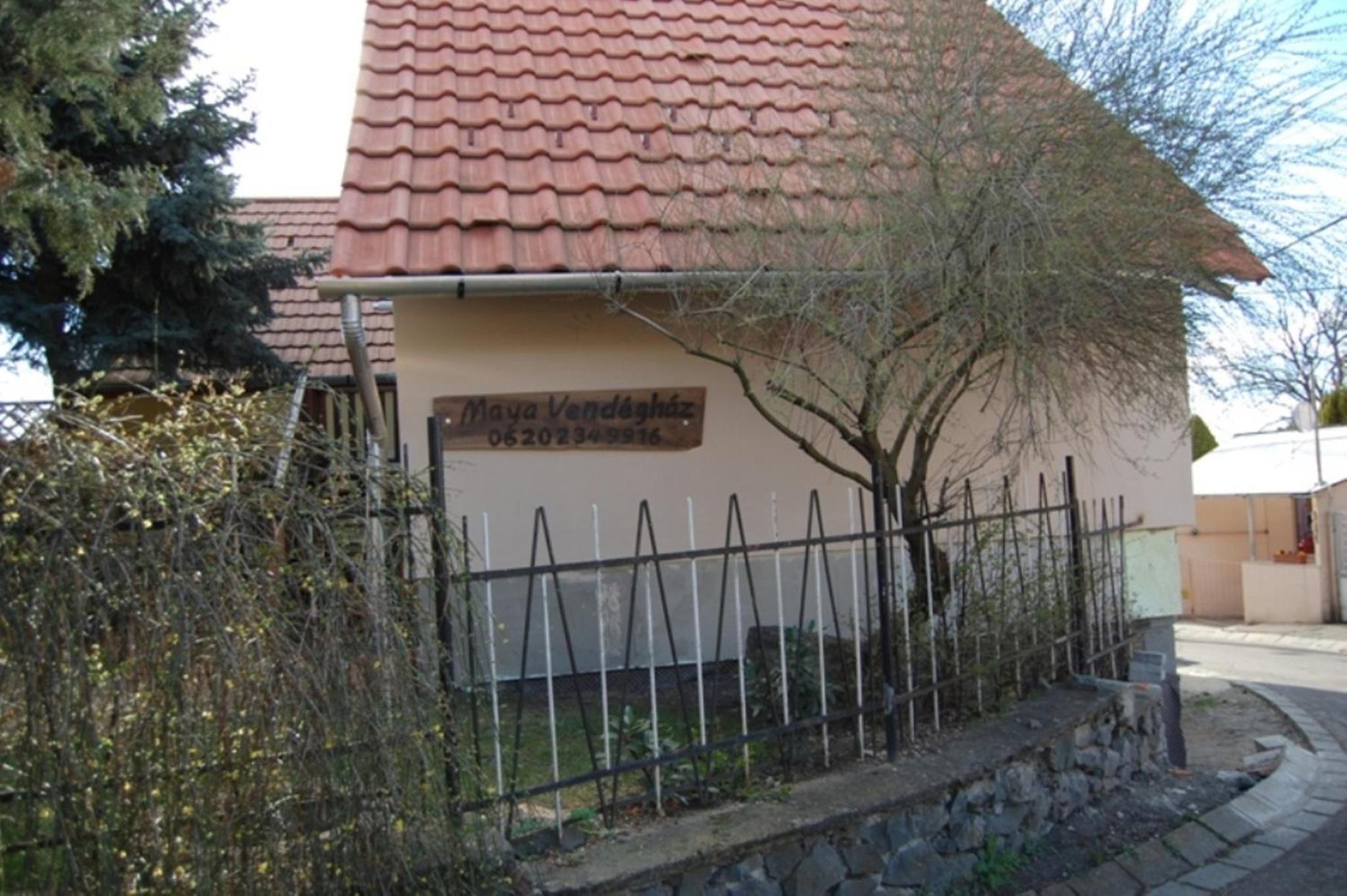 Maya Guesthouse