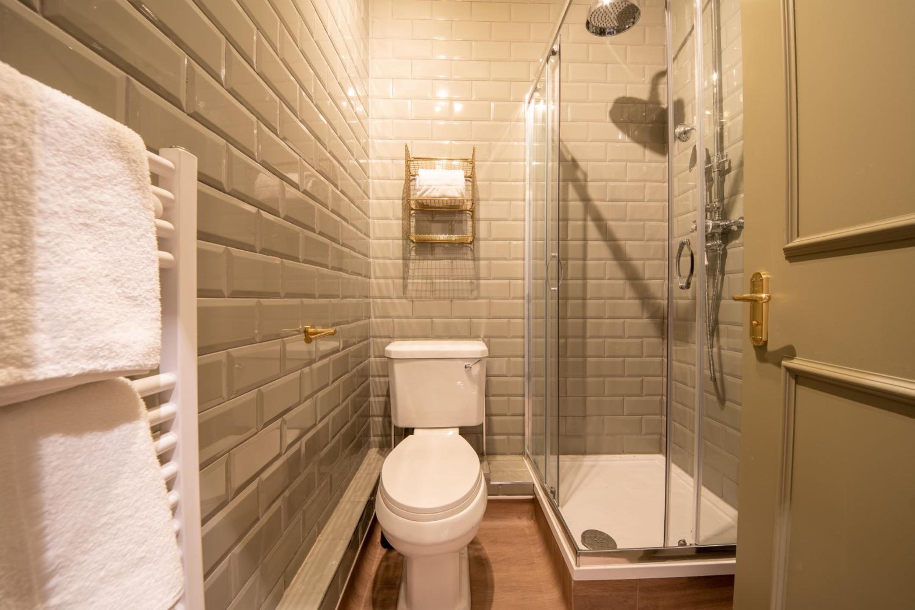 Woodroffe Arms, Hope Twin Room 5 view 4