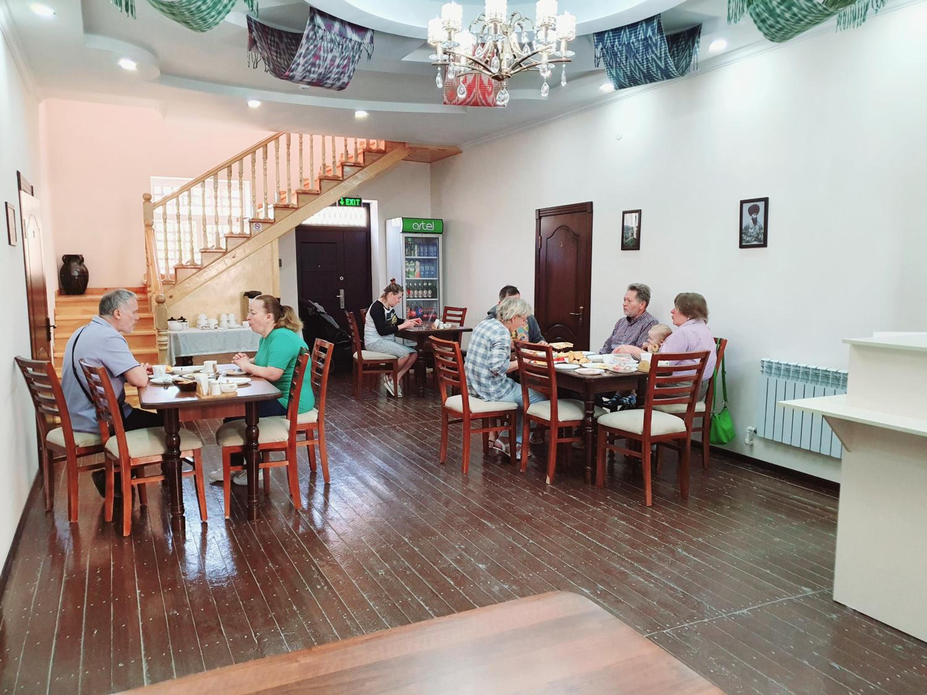 dining