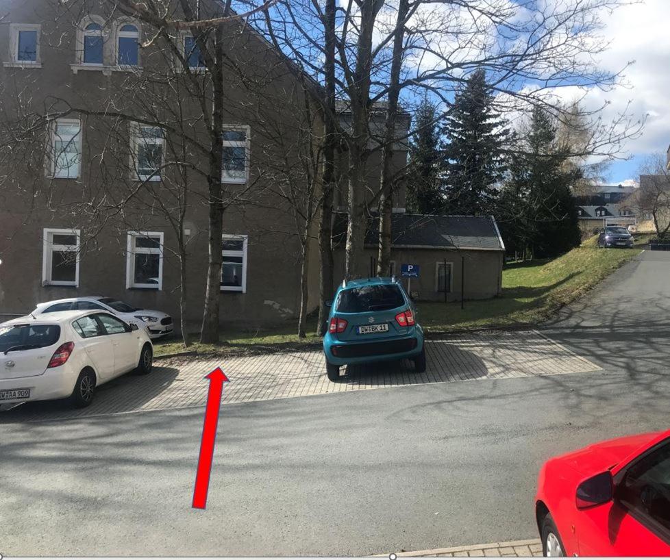 Landhaus Büttner Altenberg, zentral, familienfreundlich, Skihang & Erlebnisberg fußläufig