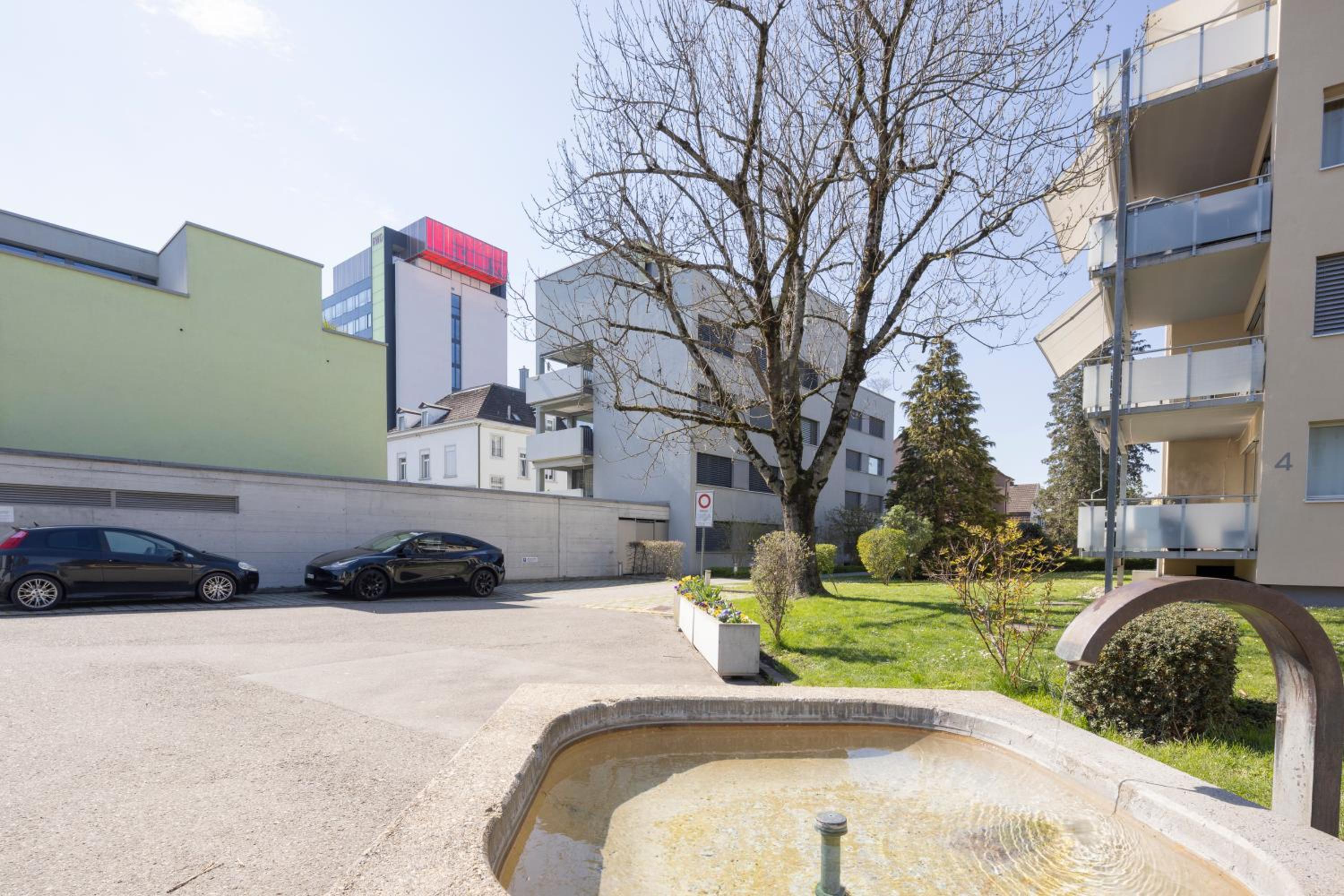 STAYY Green Oasis near Zurich I free Parking I TV