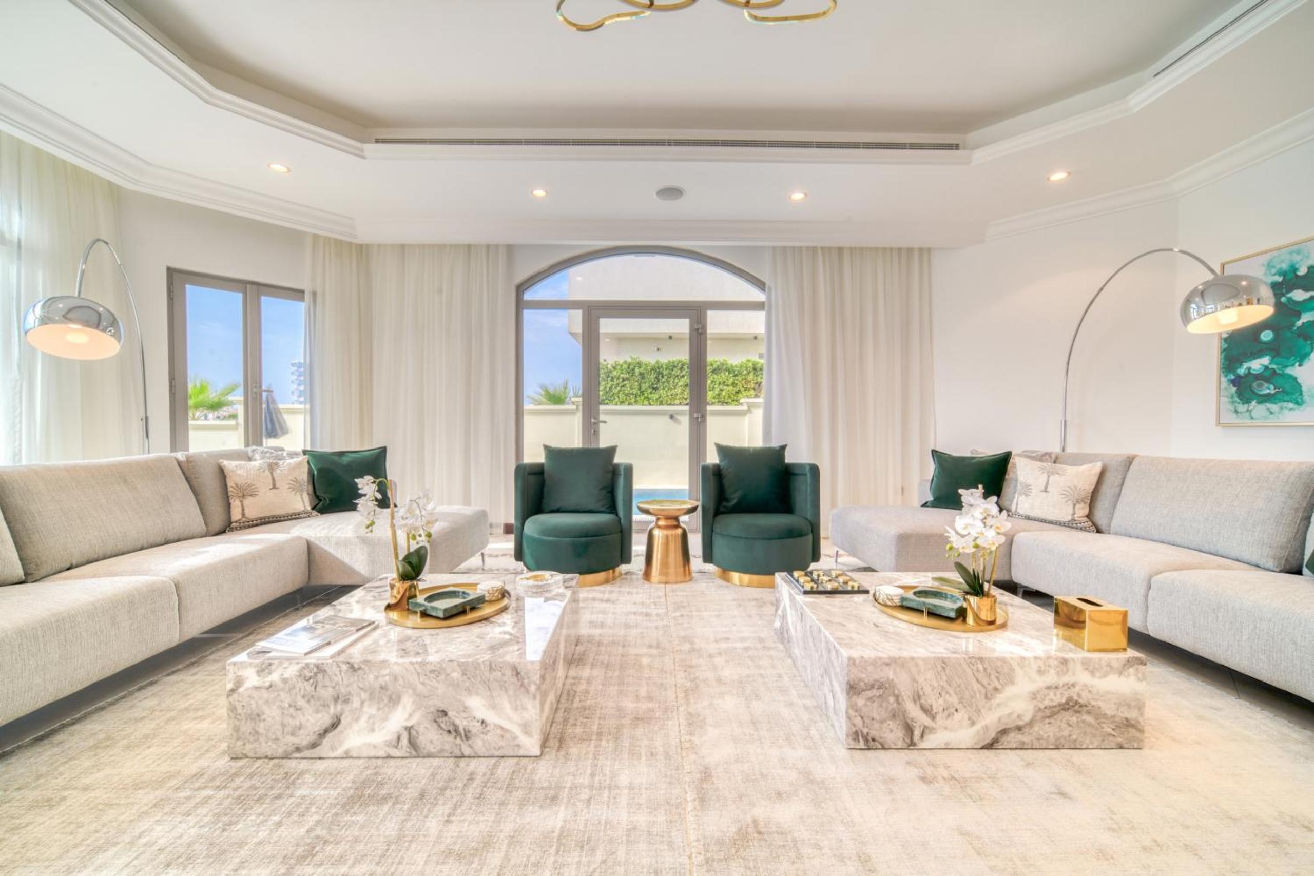 Frond E Villa, Palm Jumeirah - Mint Stay