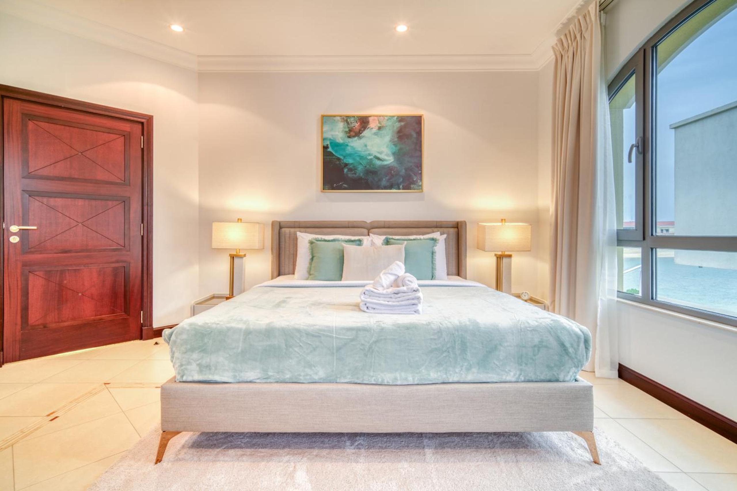 Frond E Villa, Palm Jumeirah - Mint Stay