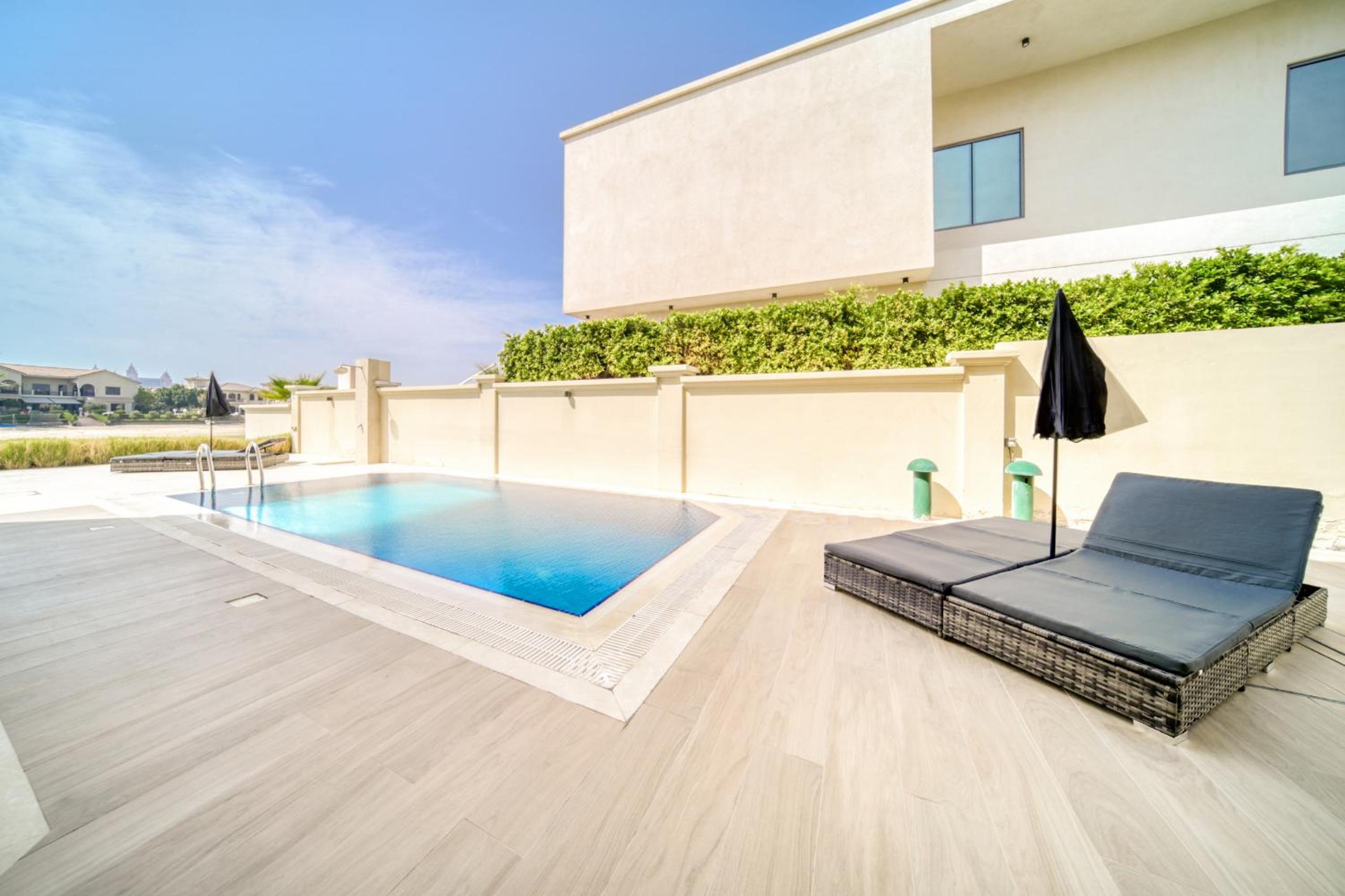 Frond E Villa, Palm Jumeirah - Mint Stay