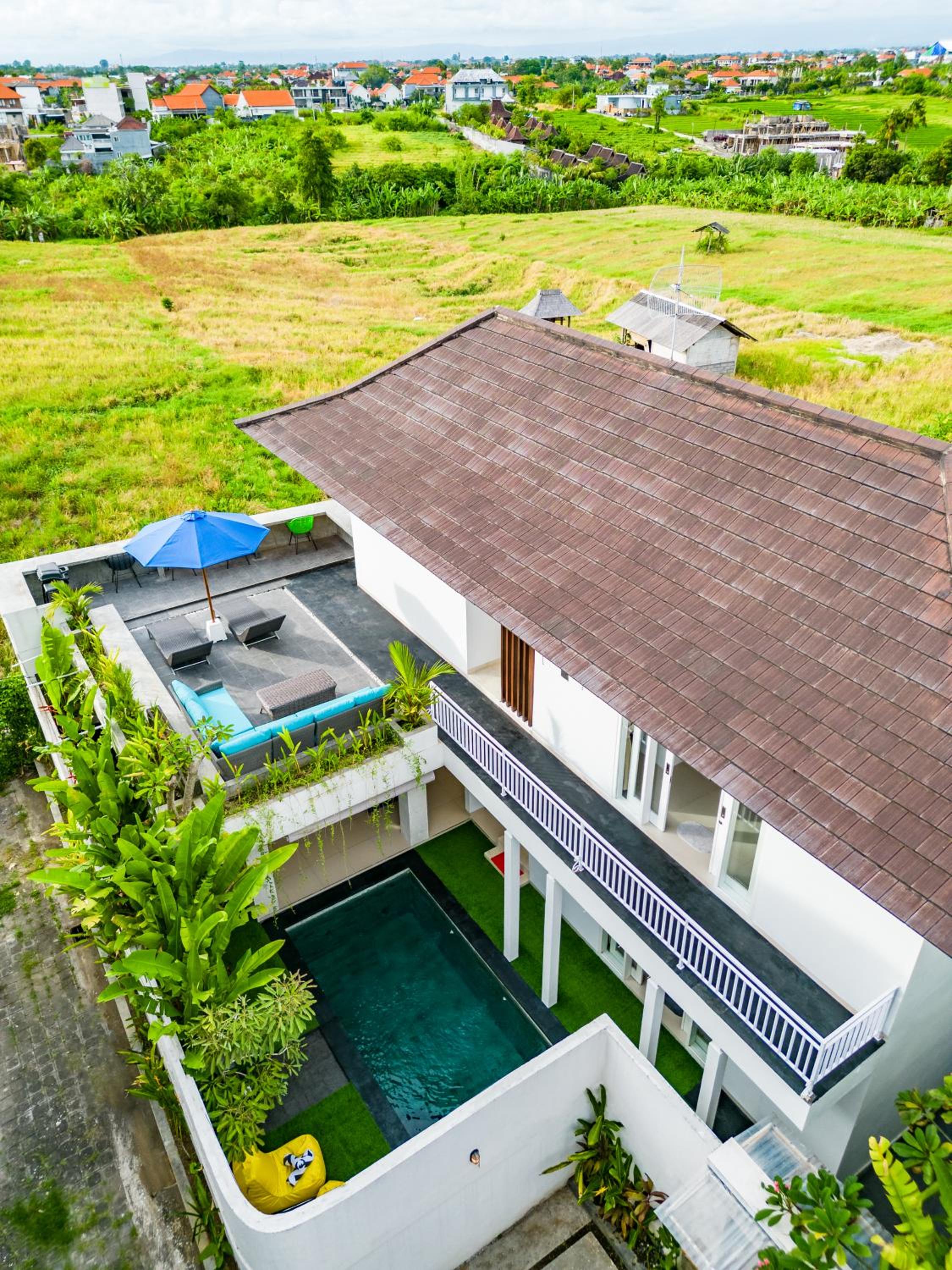 Montana Berawa Villa by Betterplace view 2