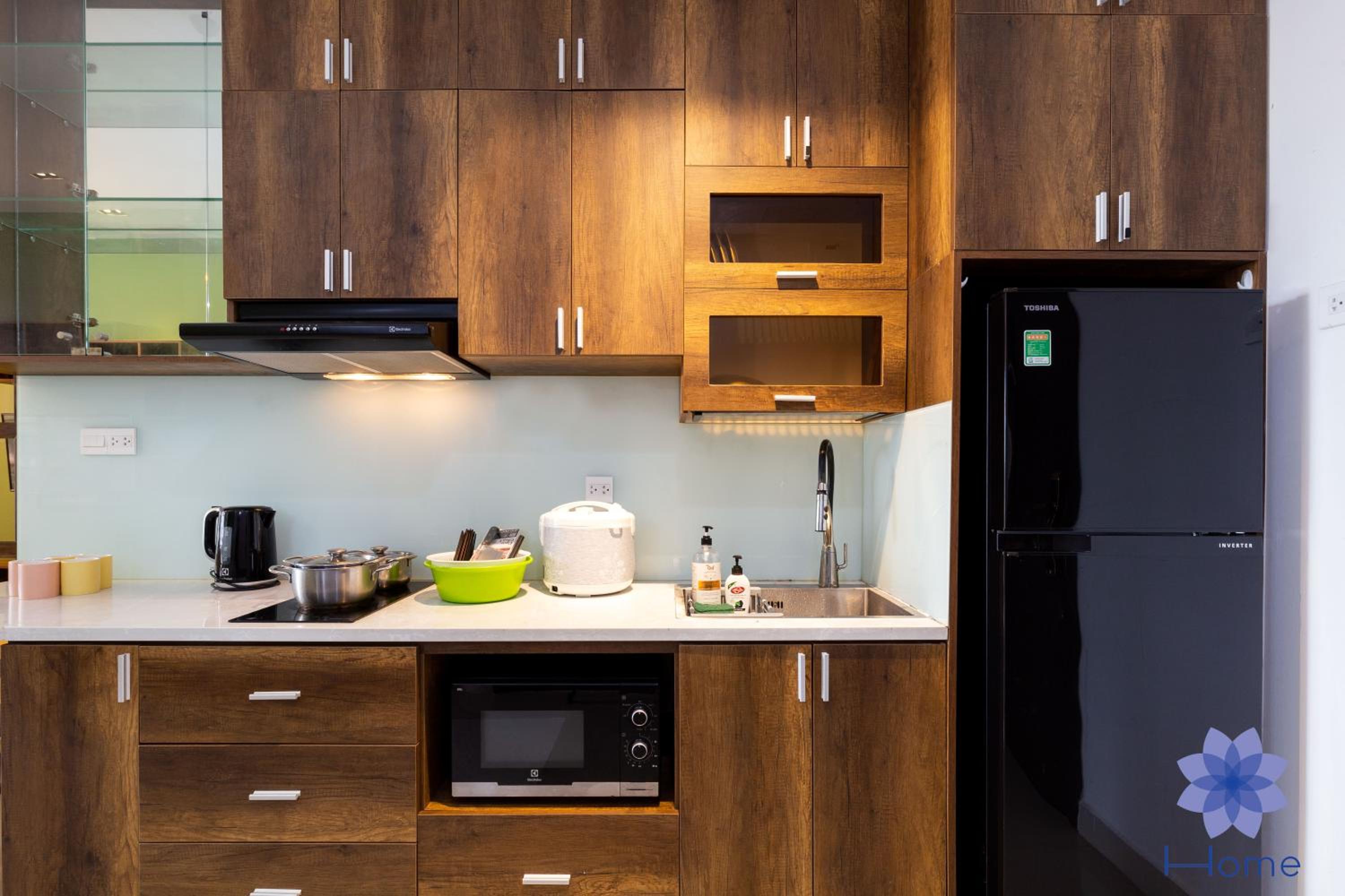 iHome Furnished Apartments with Free Gym & Pool, Airport Pick-Up Service