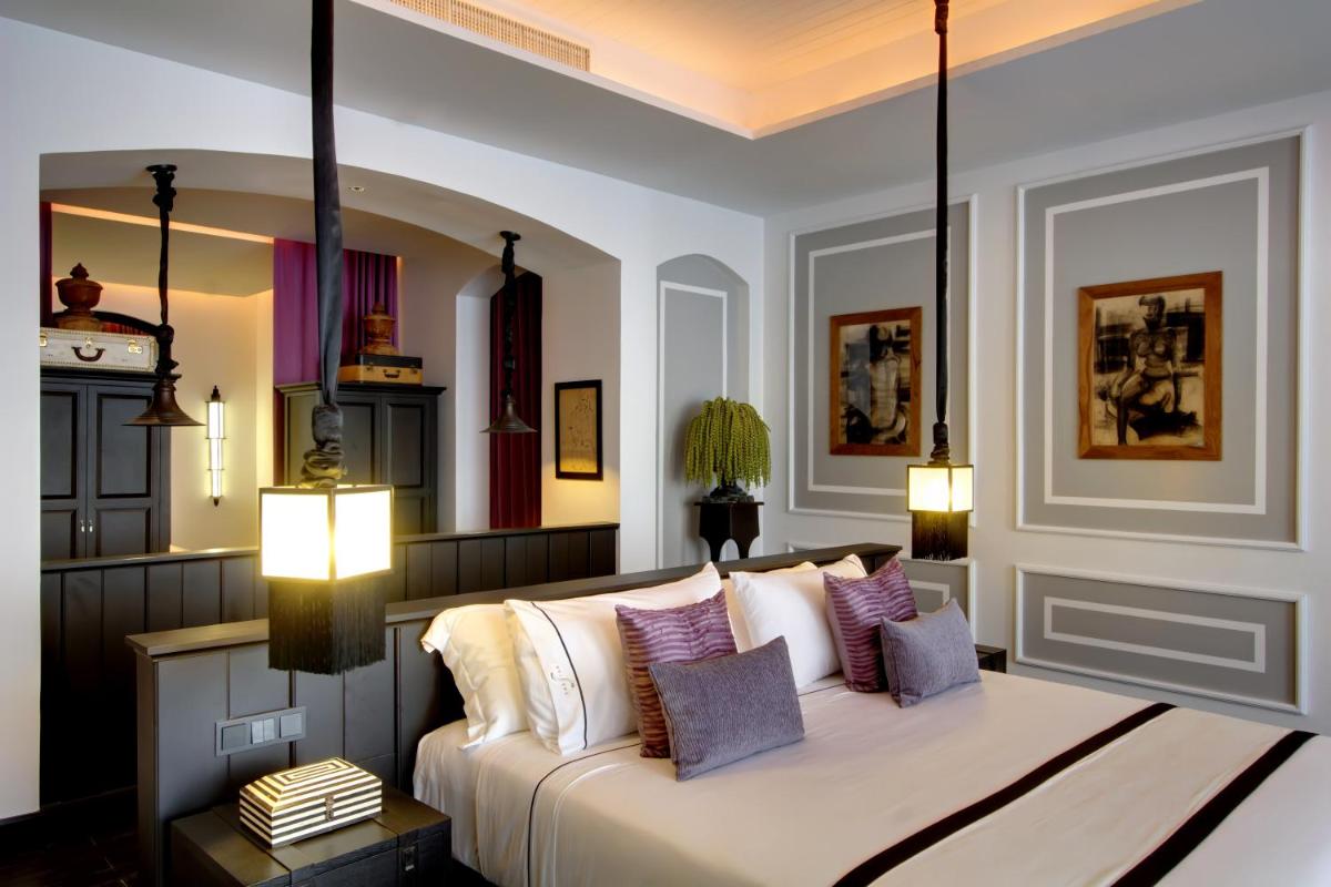 The Siam 38