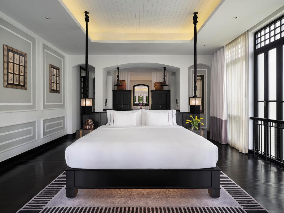 The Siam 39