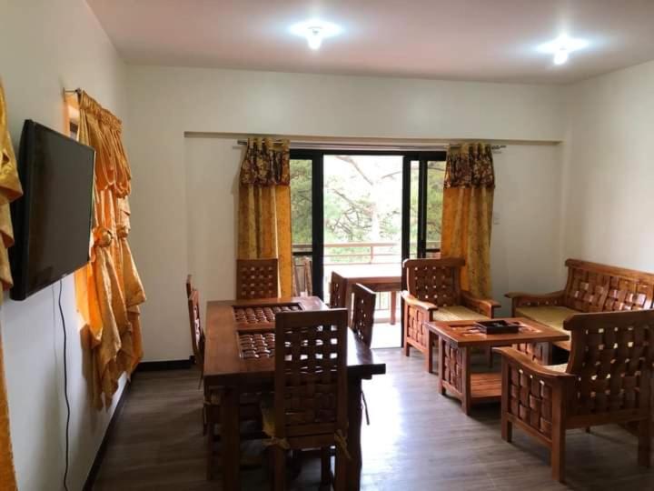 Bristle Ridge Oakhill Unit 401 view 2