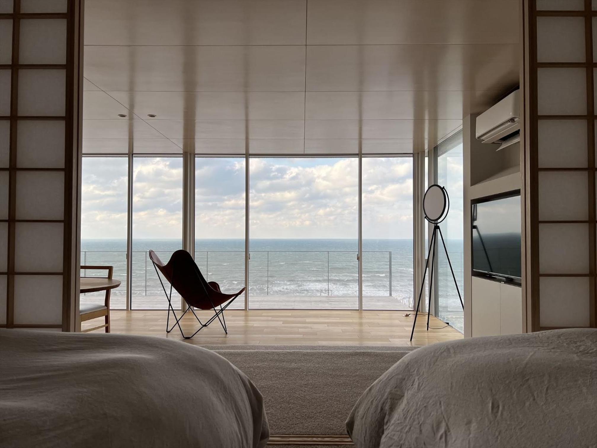 Cliff House Morai view 2