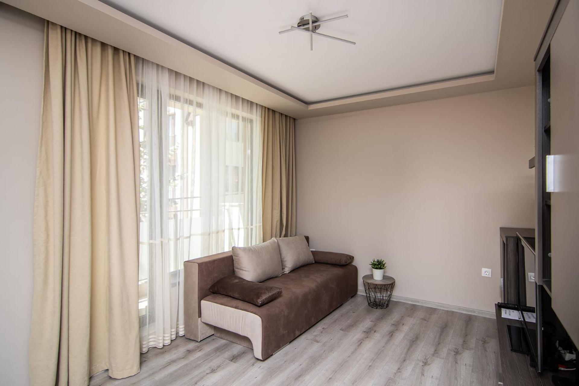 Cozy flats nearby center free park area