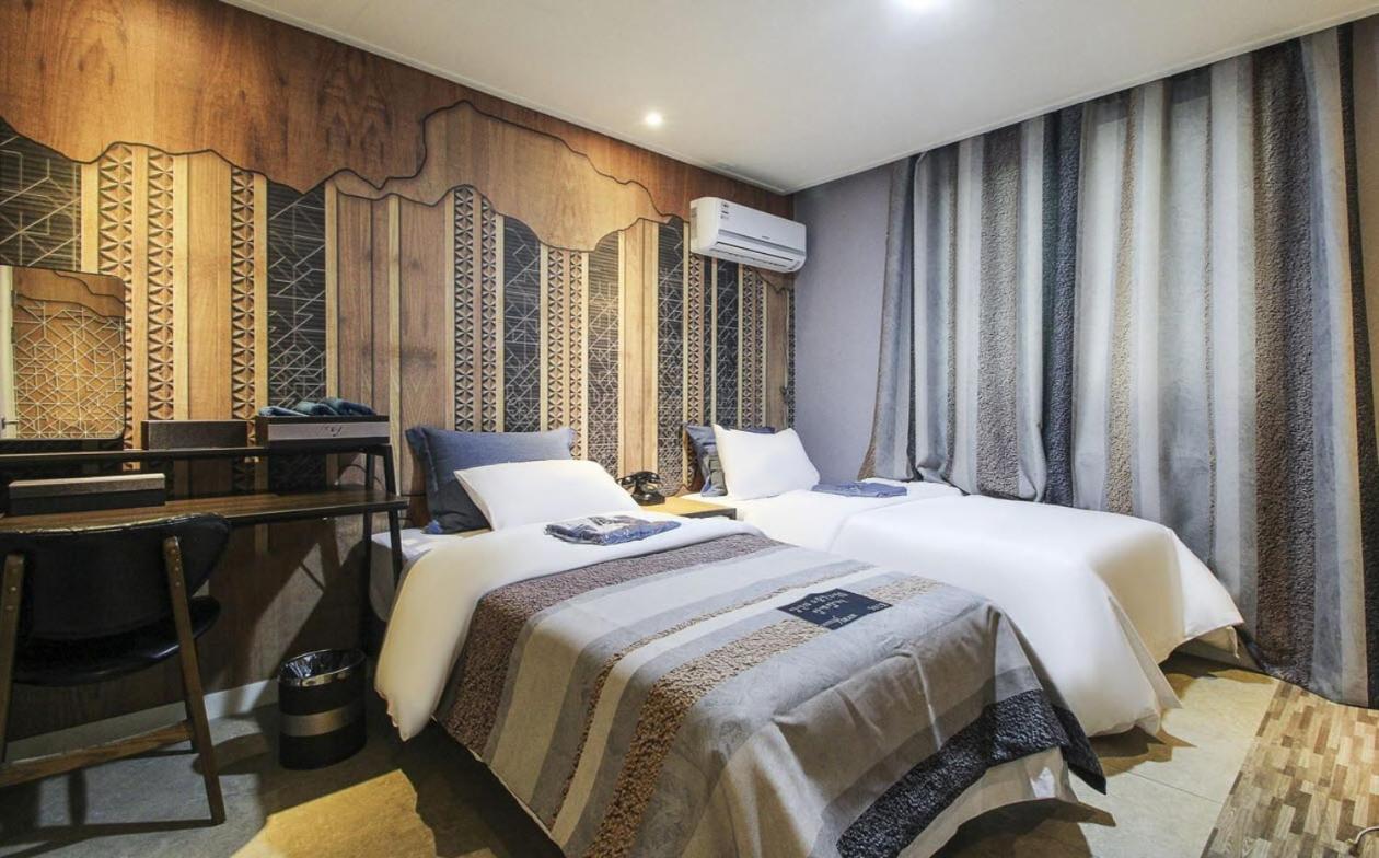Changwon Dean Hotel