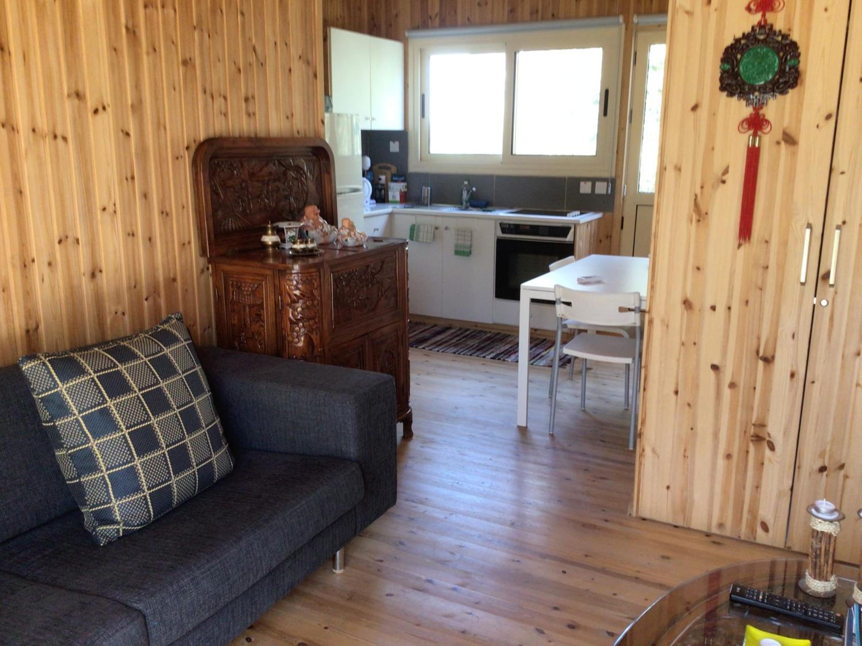 Pervolaris Cottages 1