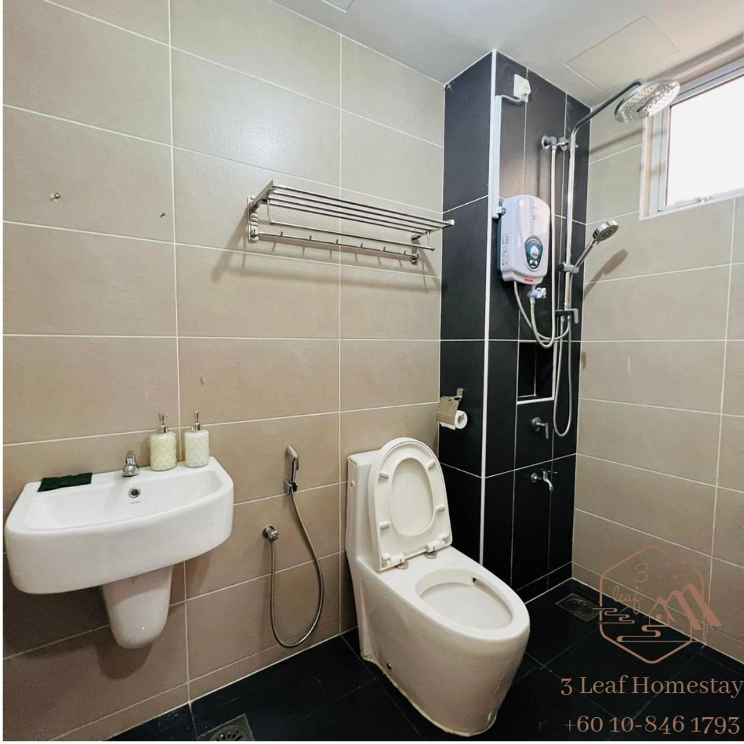 KULAI IOI MALL D'Putra Suites Near JPO Senai Airport