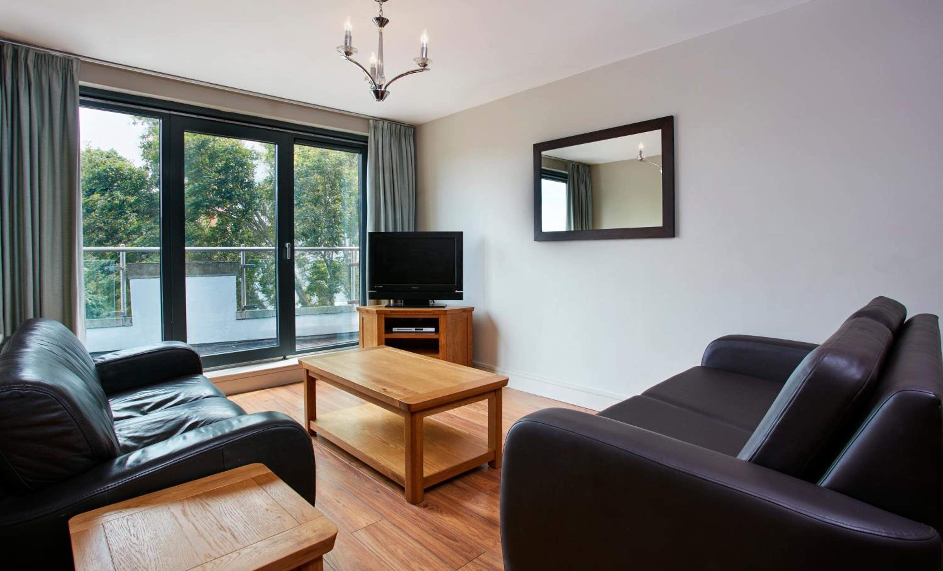 Cordia Serviced Apartments - Free on-site parking