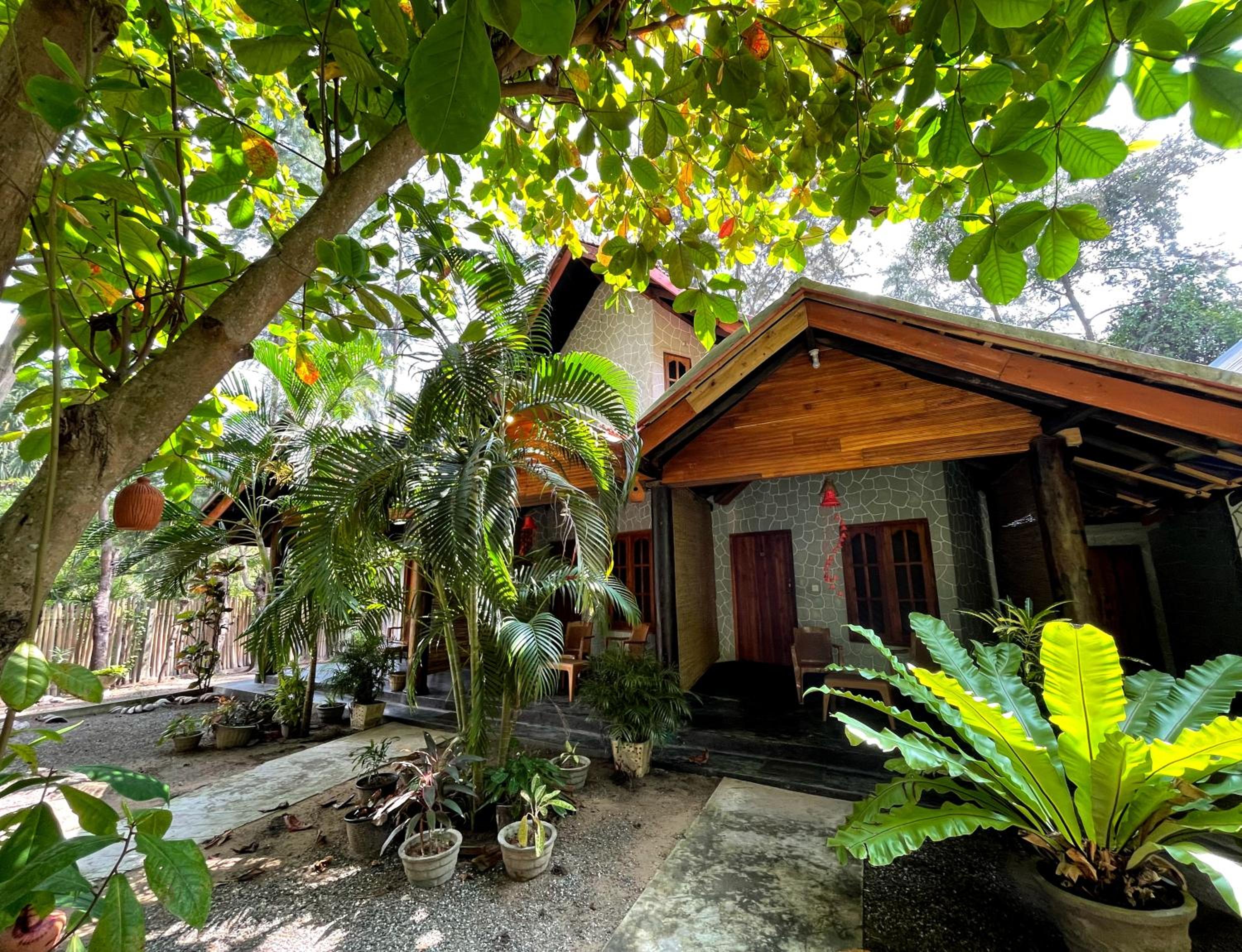 New Roy Guest House