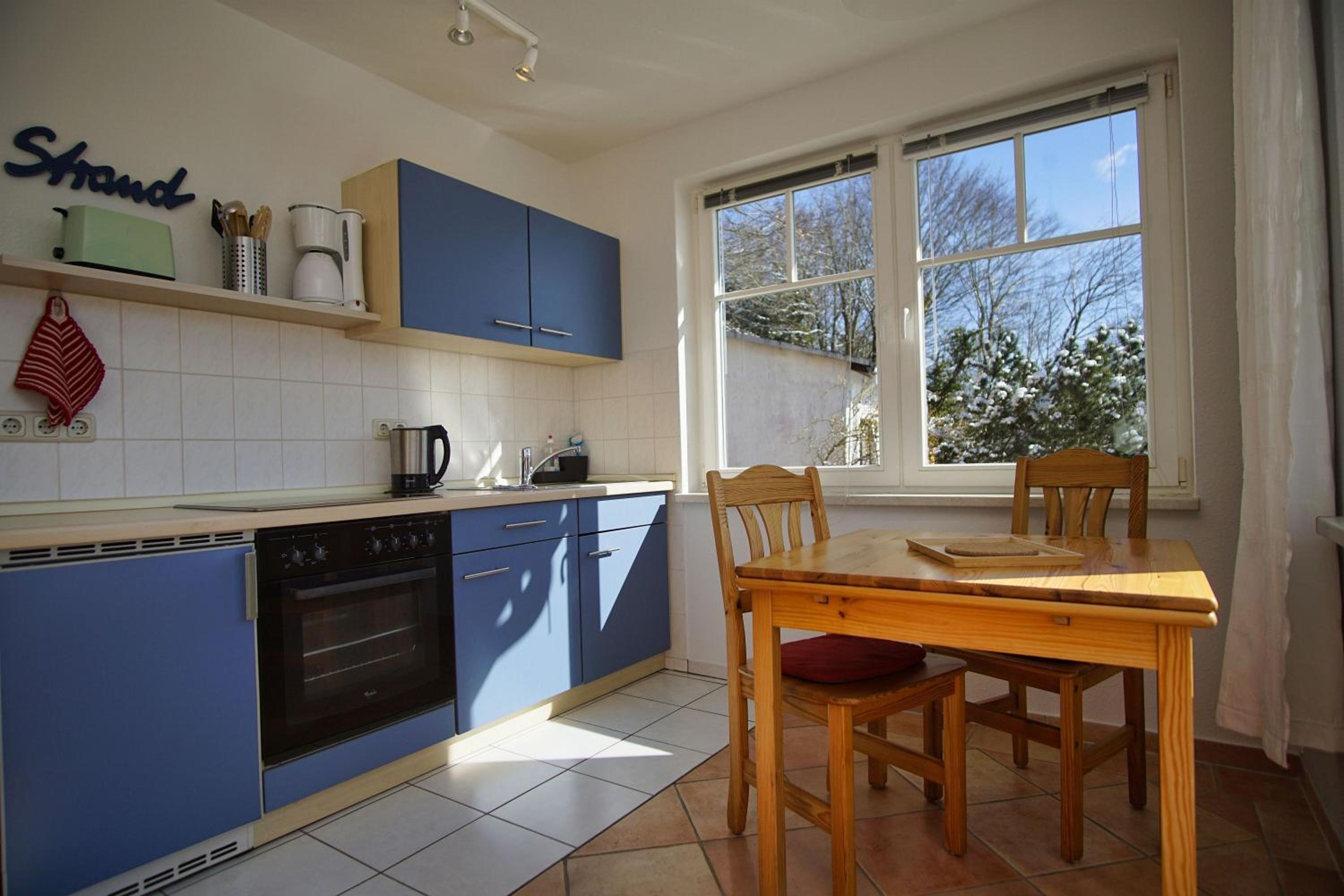 Ferienwohnung in ruhiger Lage, mit Meerblick - Villa am Sonnenhang FeWo 02