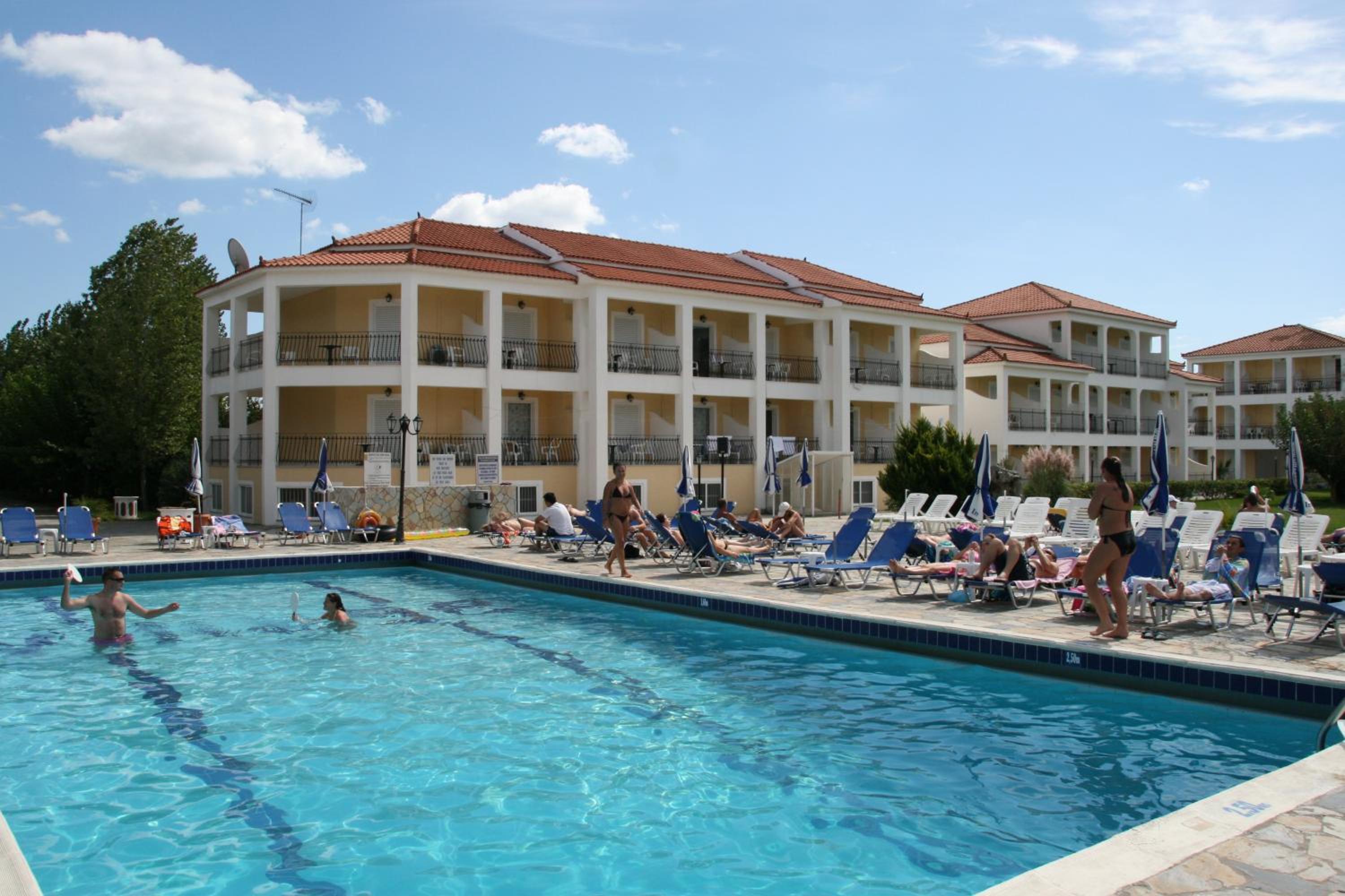 Laganas Vacations - Village Inn Studios  Family Apartments - Property Image 4
