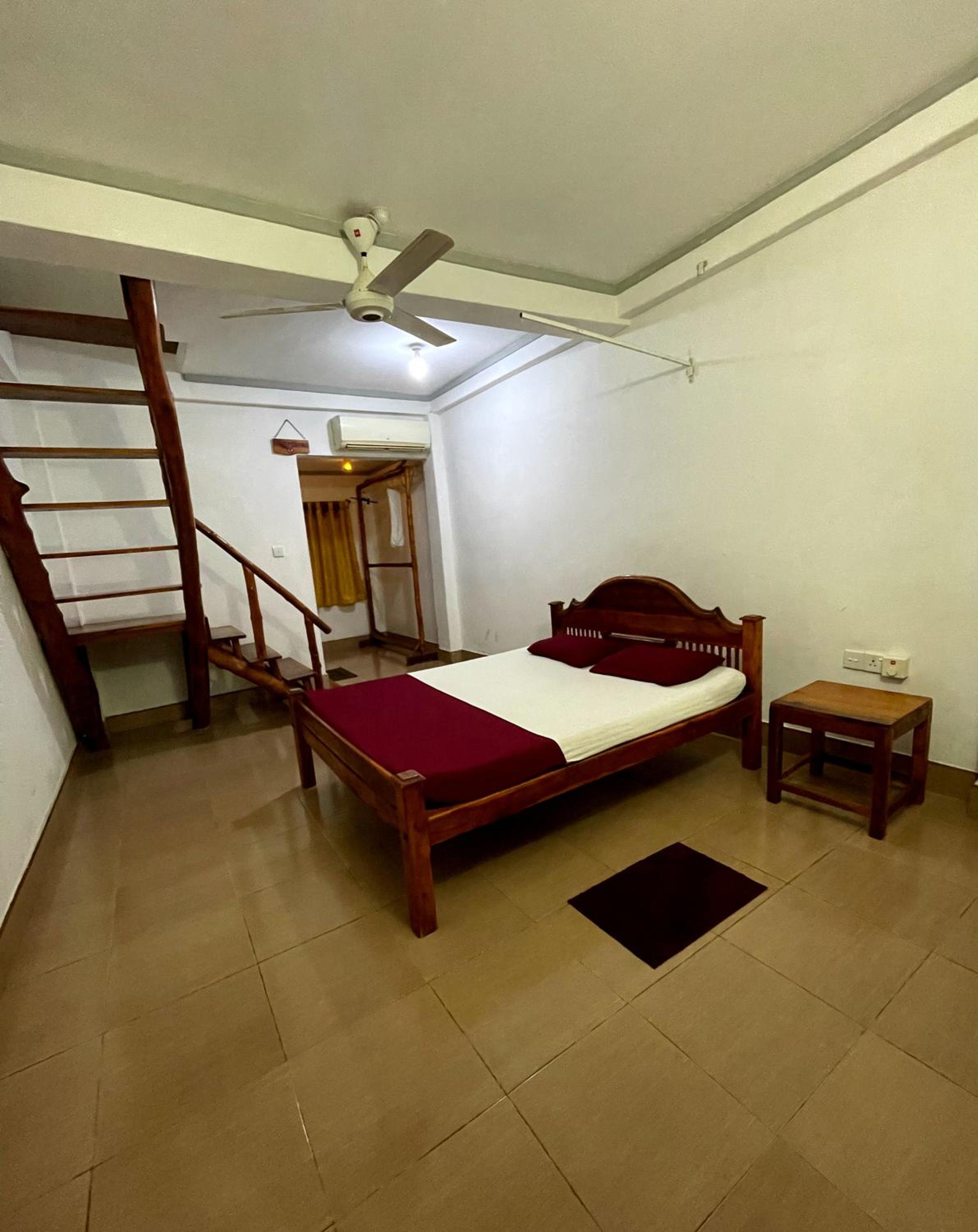 New Roy Guest House